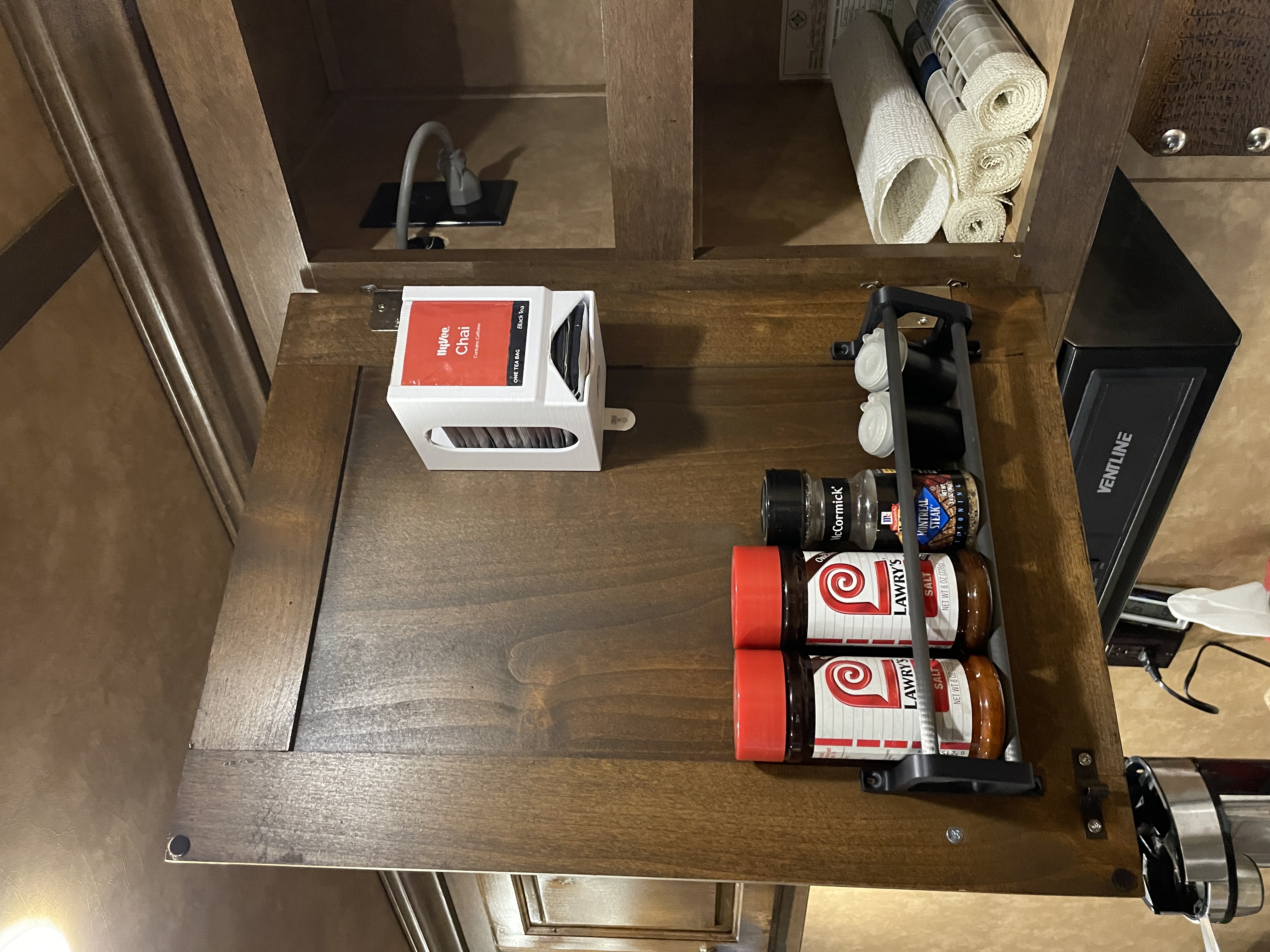 Tea Bag Dispenser - command strip