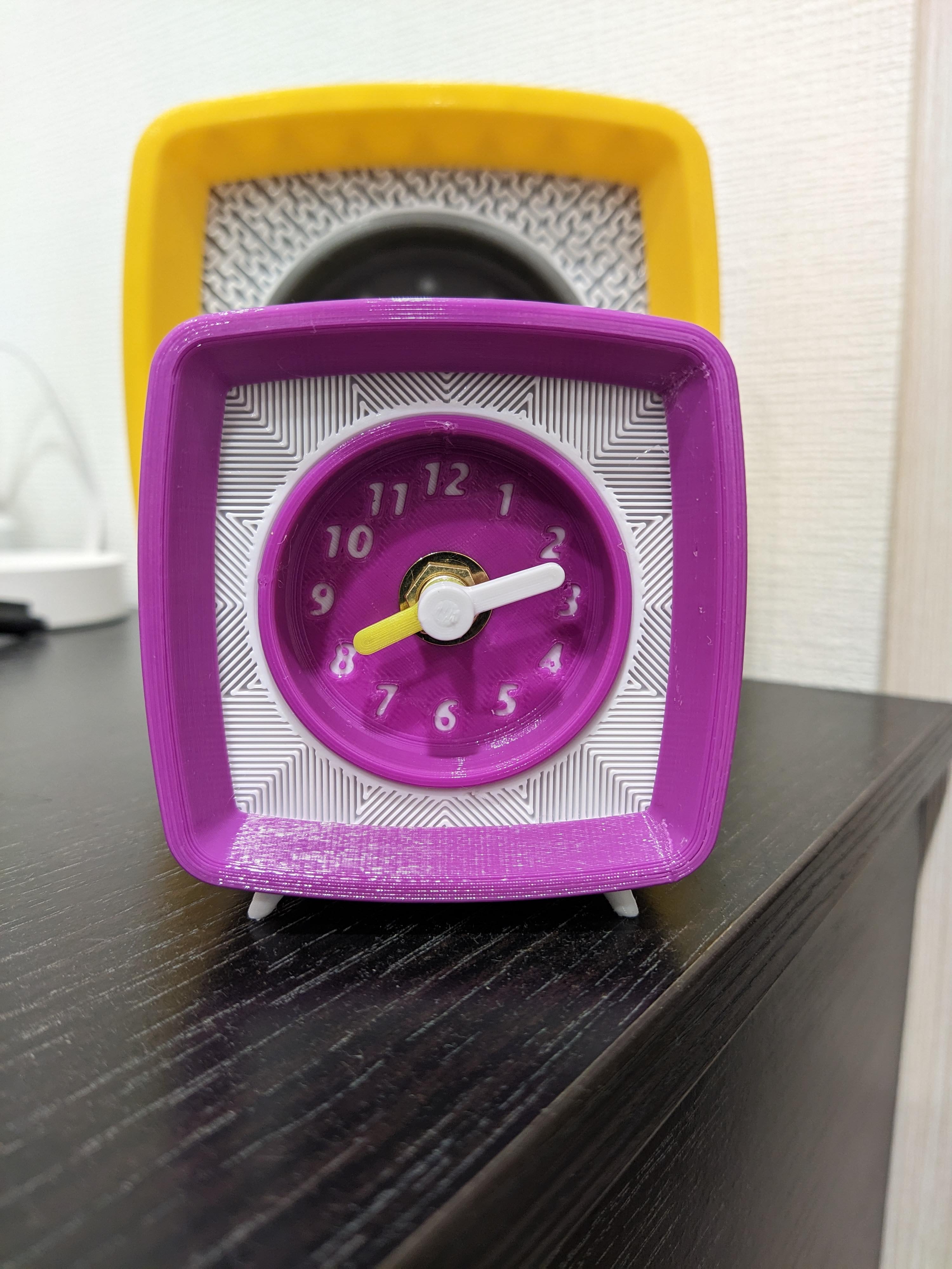 MidCentury Modern Desk Clock Scaled to 56 + numbers by Demon777