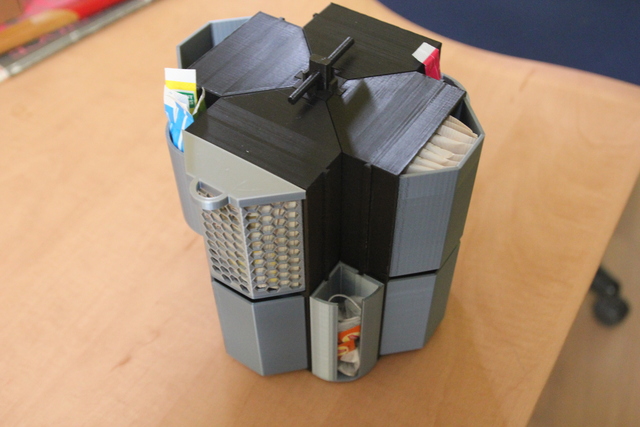 Stackable rotating tea drawers