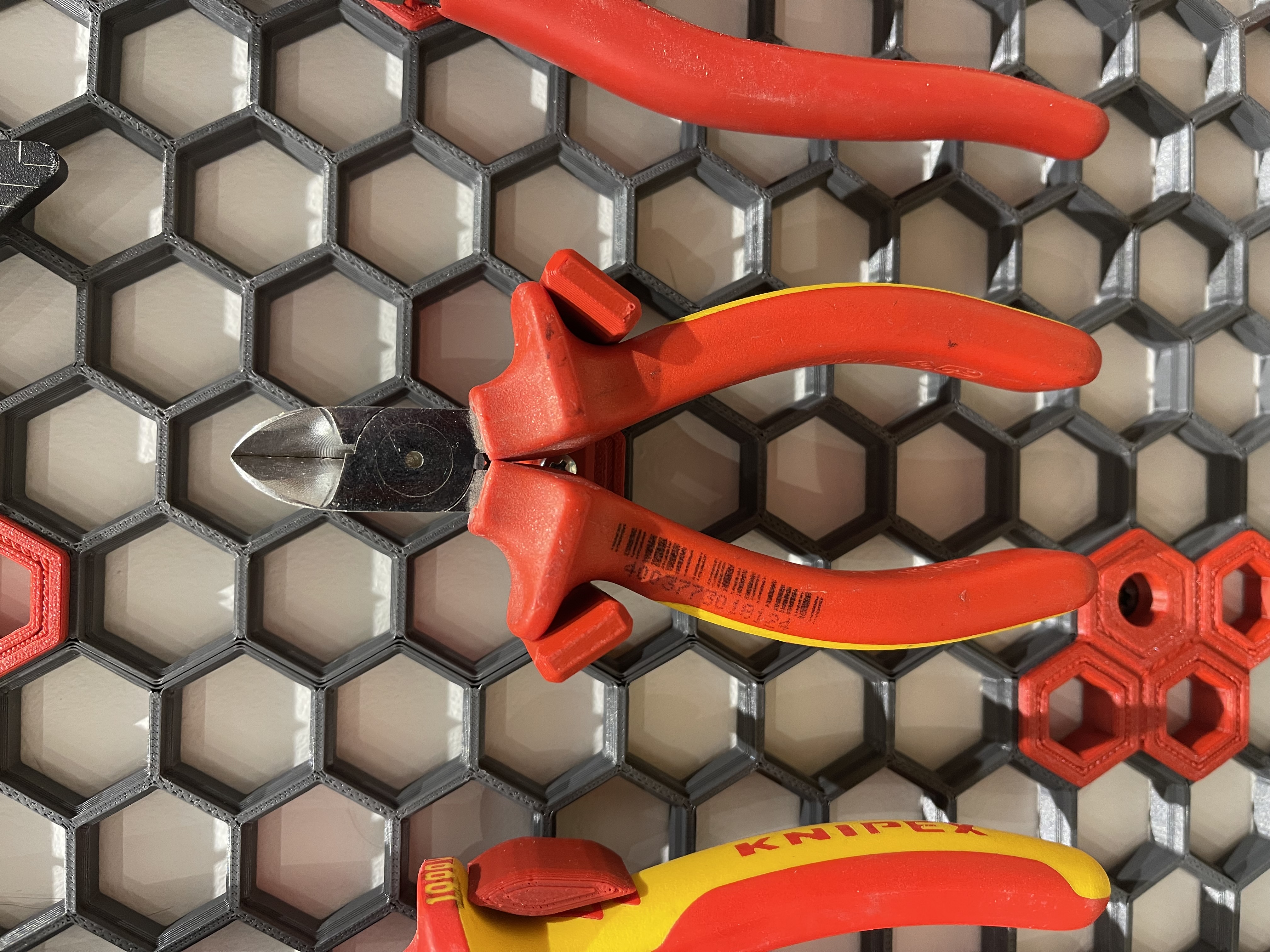 Knipex side cutter holder for honeycomb storage wall (HSW)
