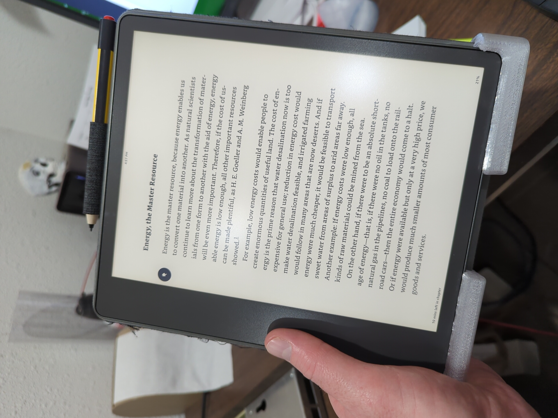 Kindle Scribe Easy Grip version 2