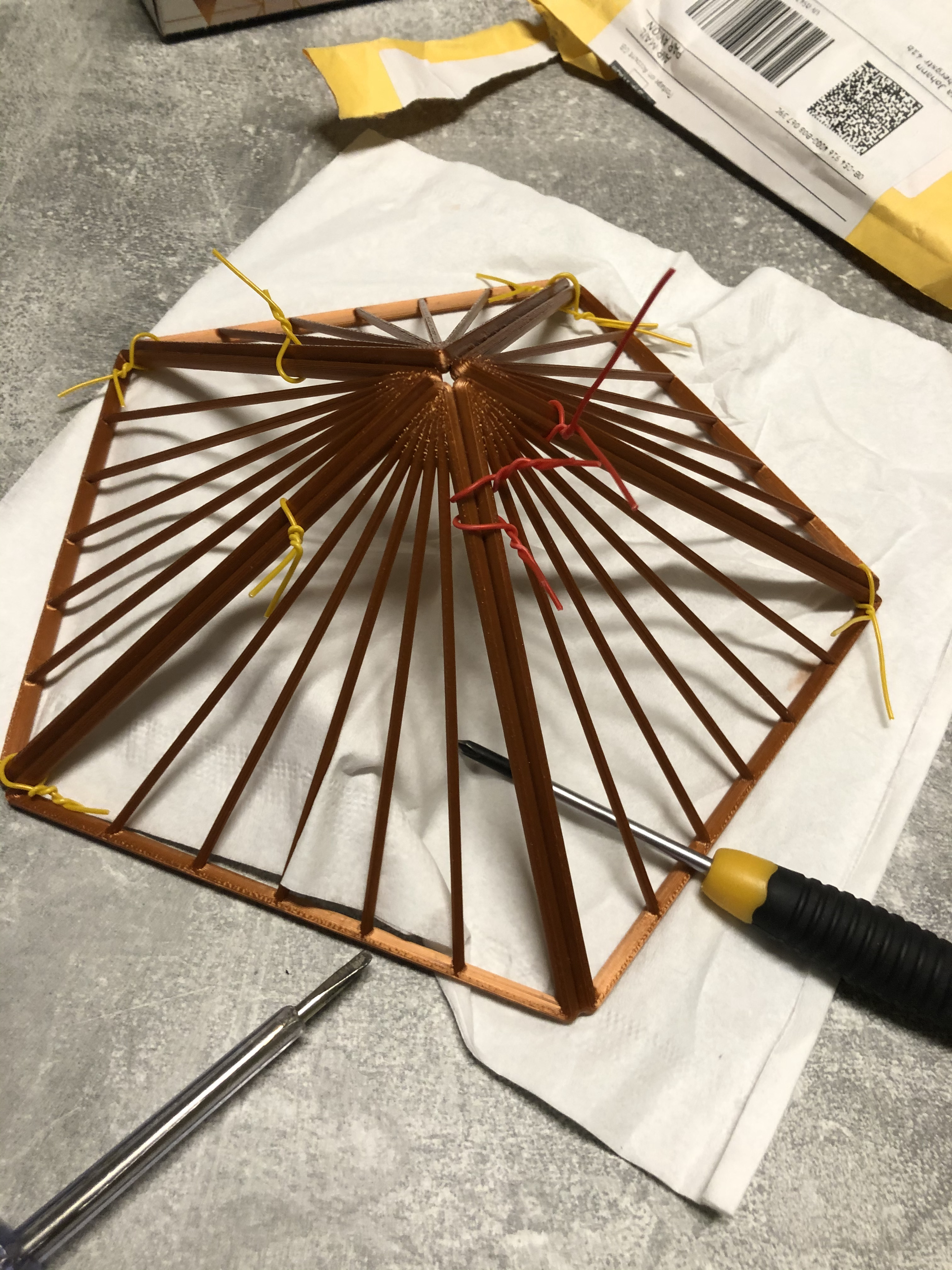 Miniatura 2 do modelo 3D Triangle Line Lampshade