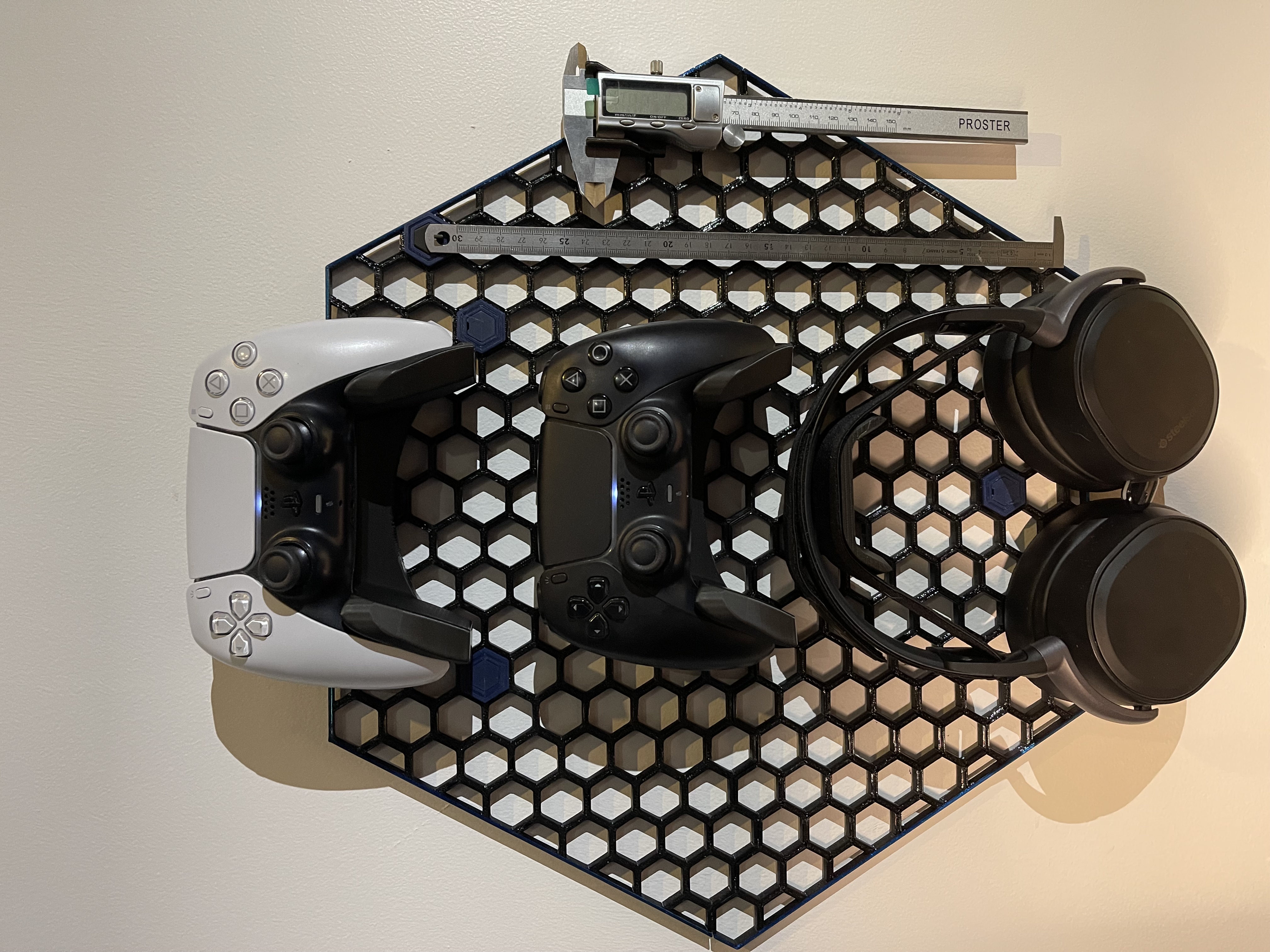 Dualsense Honeycomb Storage