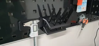 Tweezer holder for wallmount / pegboard