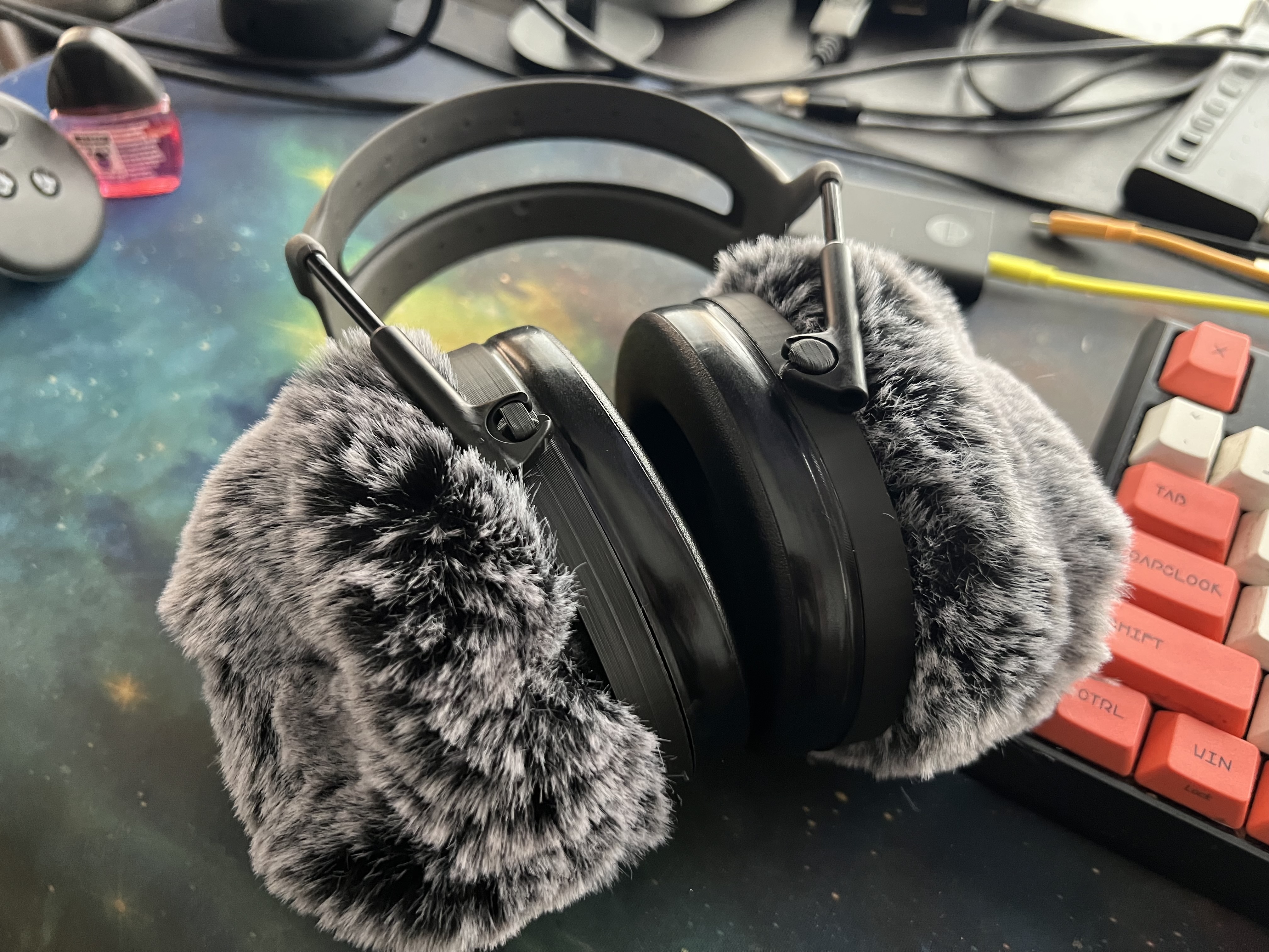 Binaural Windmuffs