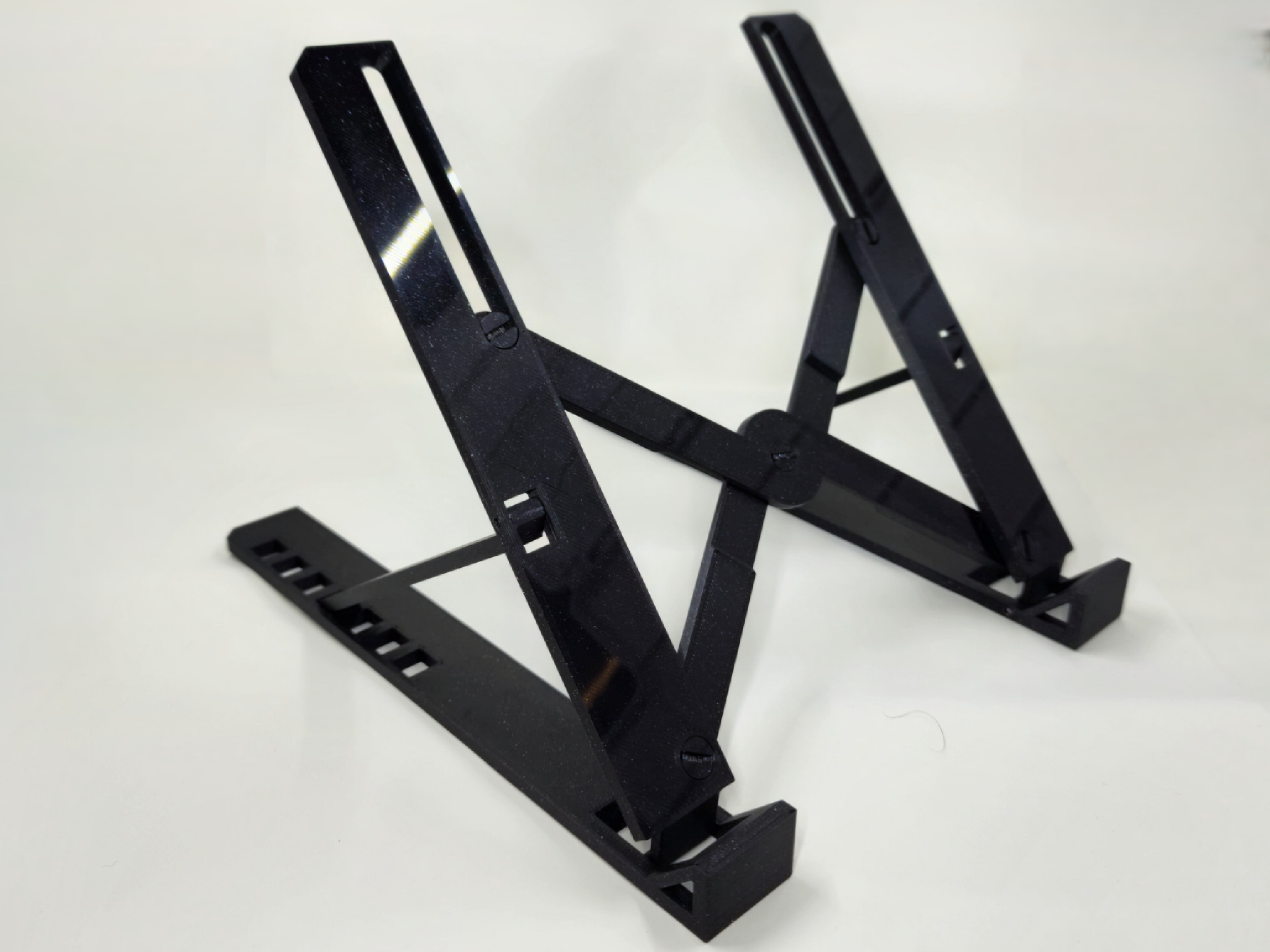 laptop-tablet-foldable-stand-by-jal-shah-download-free-stl-model