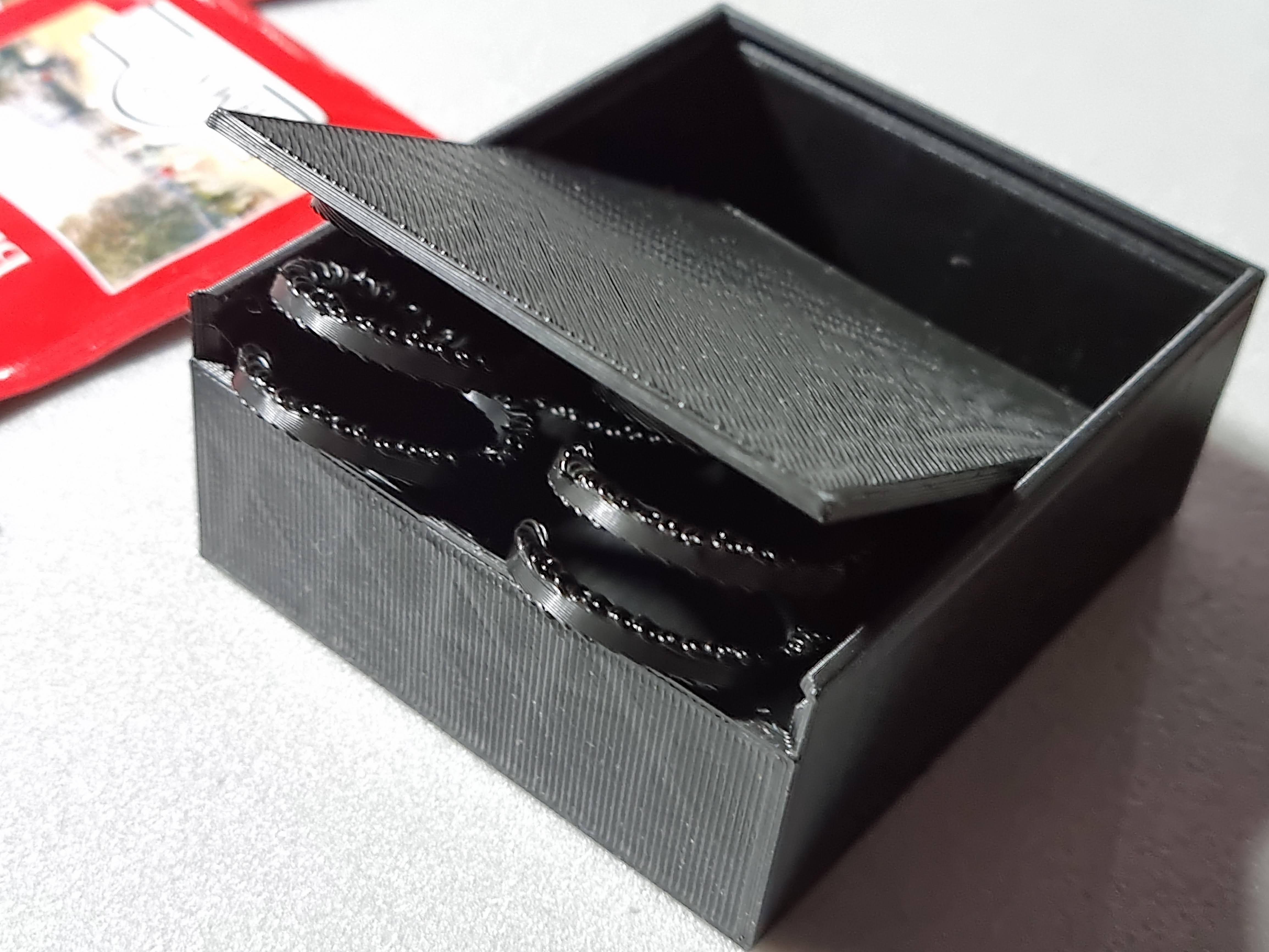 Springloaded tea box by Hahihula Download free STL model