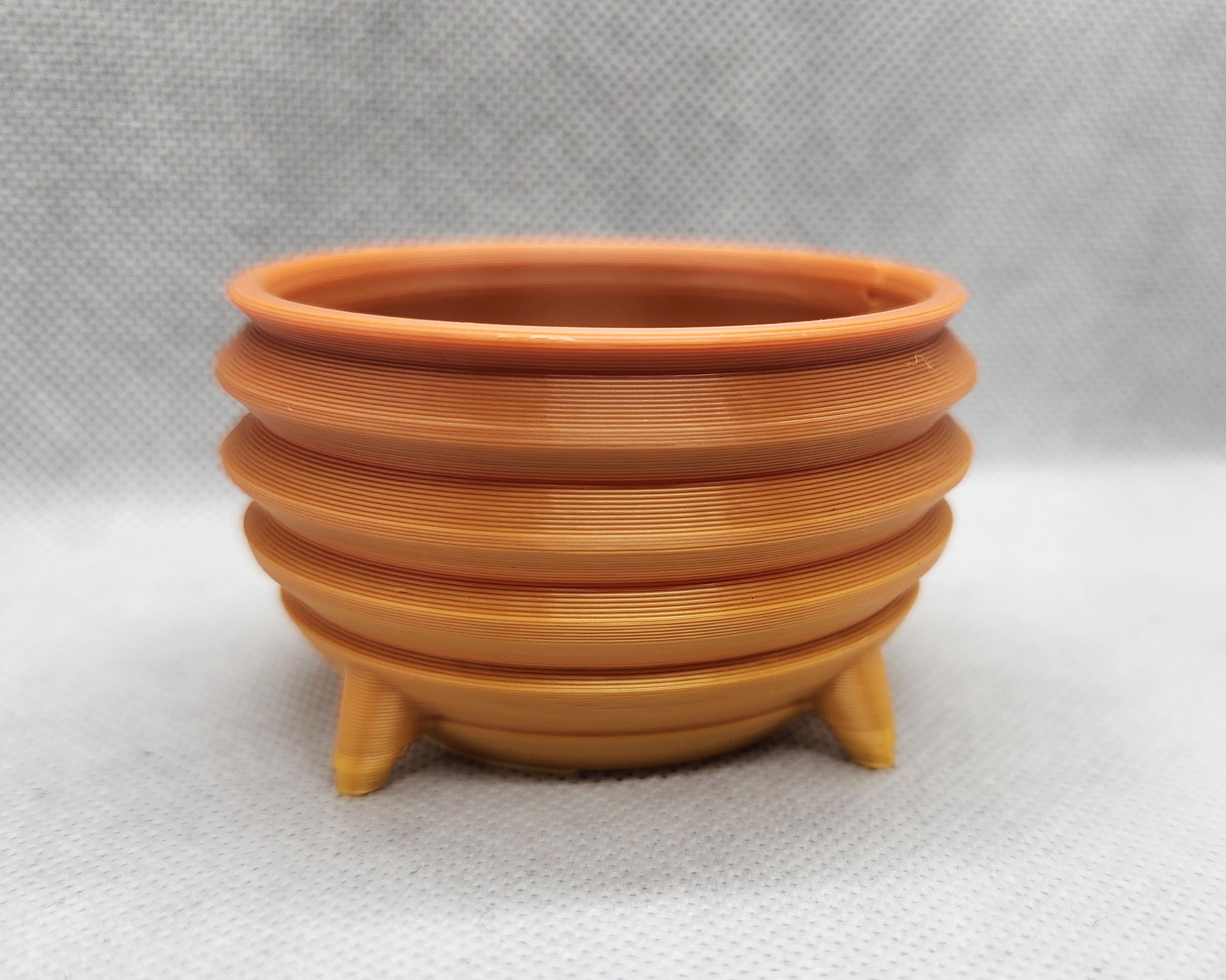 Groovy Cauldron w/Feet (No Supports)