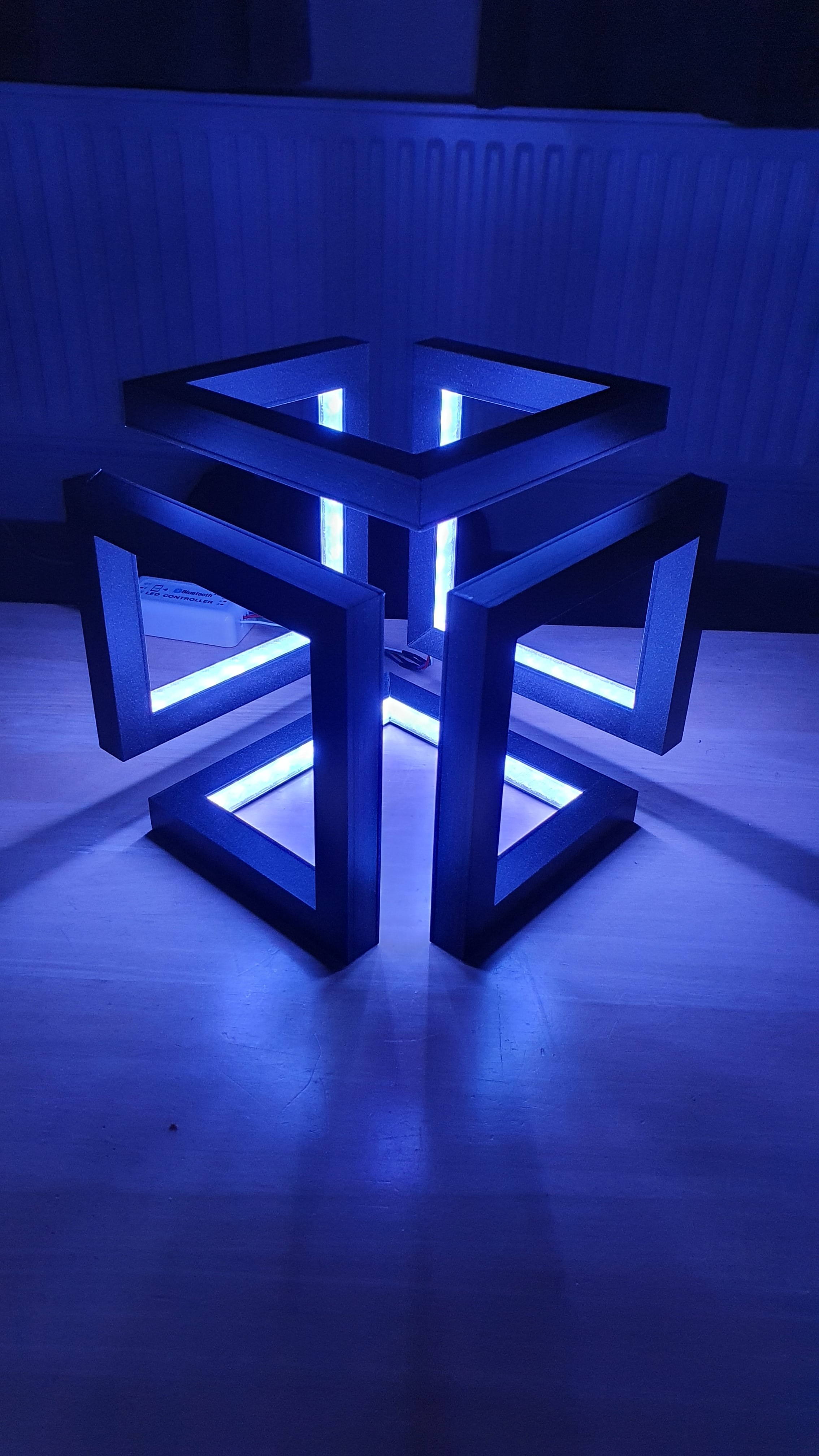 Infinity cube light