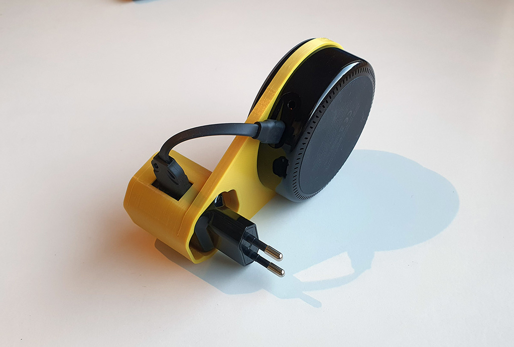 Miniatura 3 do modelo 3D Socket / Outlet mount for Amazon Echo Dot Gen 2
