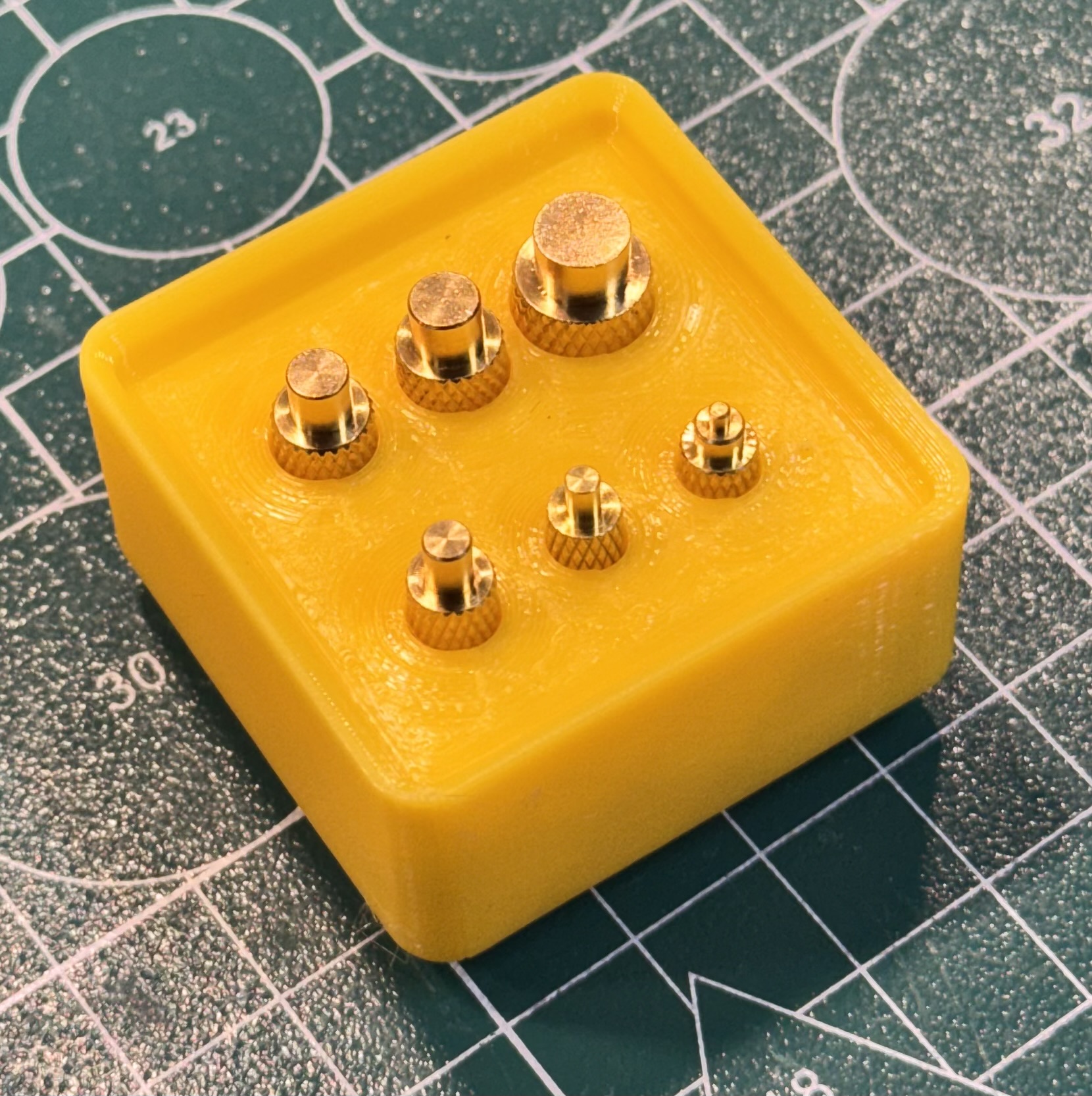 Gridfinity Heat Insert Tip Holder