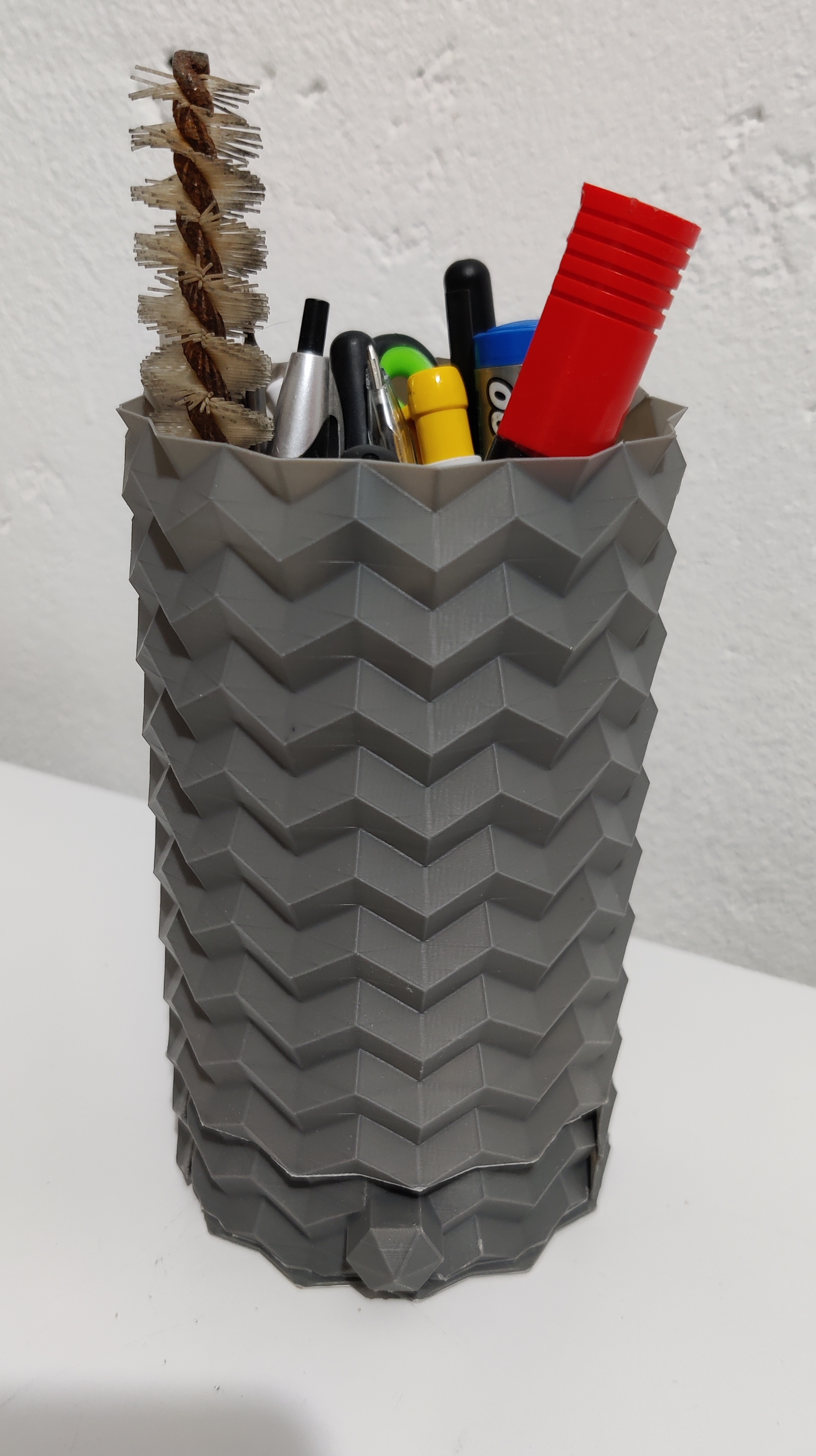 Geometric Origami Pencil pot Pen holder with Drawer