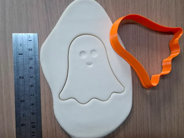 FREE Classic Kawaii Ghost Cookie Cutter (80mm) | Spooky Halloween STL