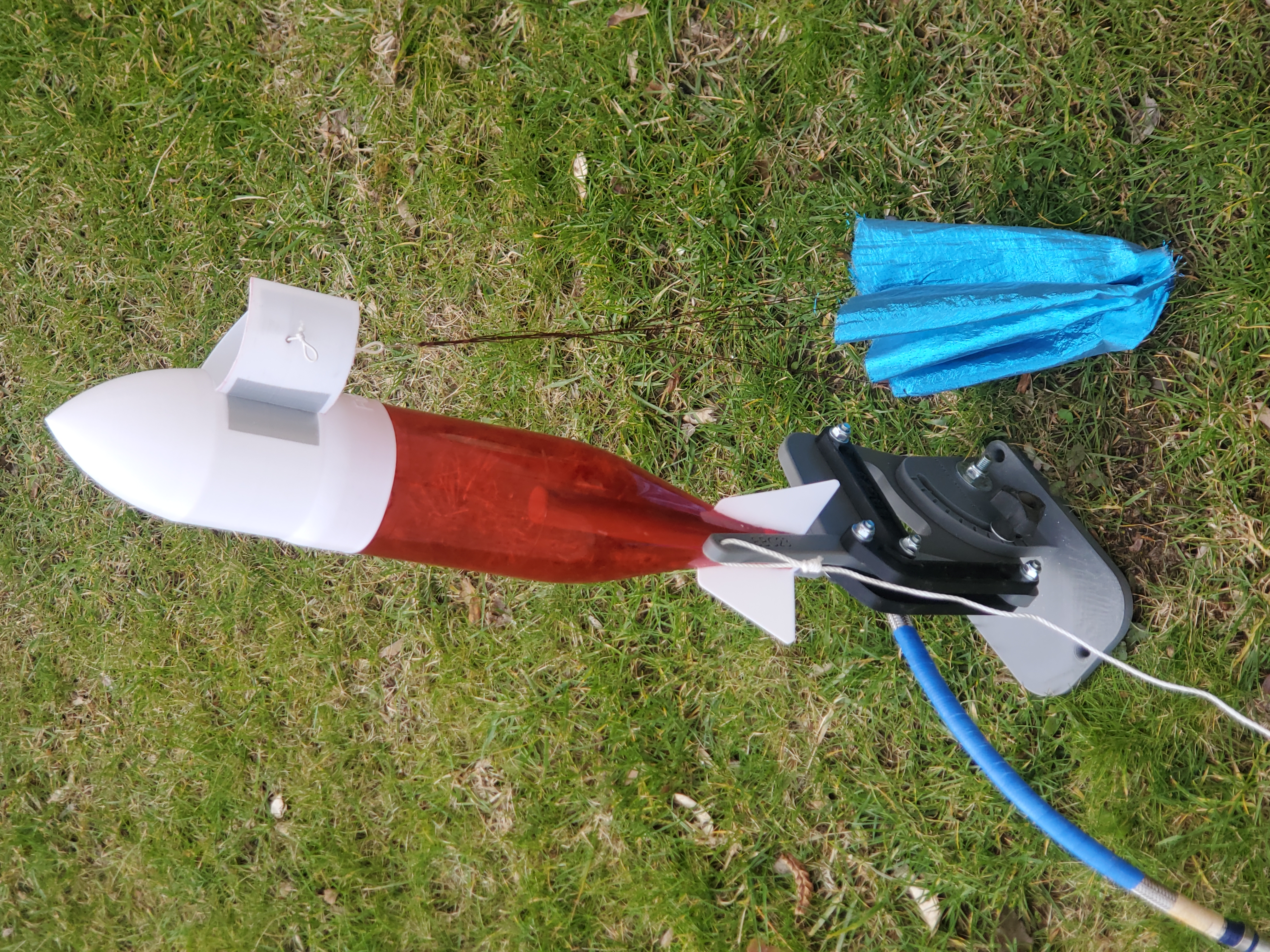 Fusée hydropneumatique