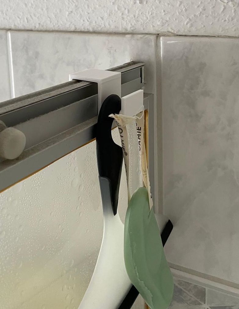 Showerhook V2