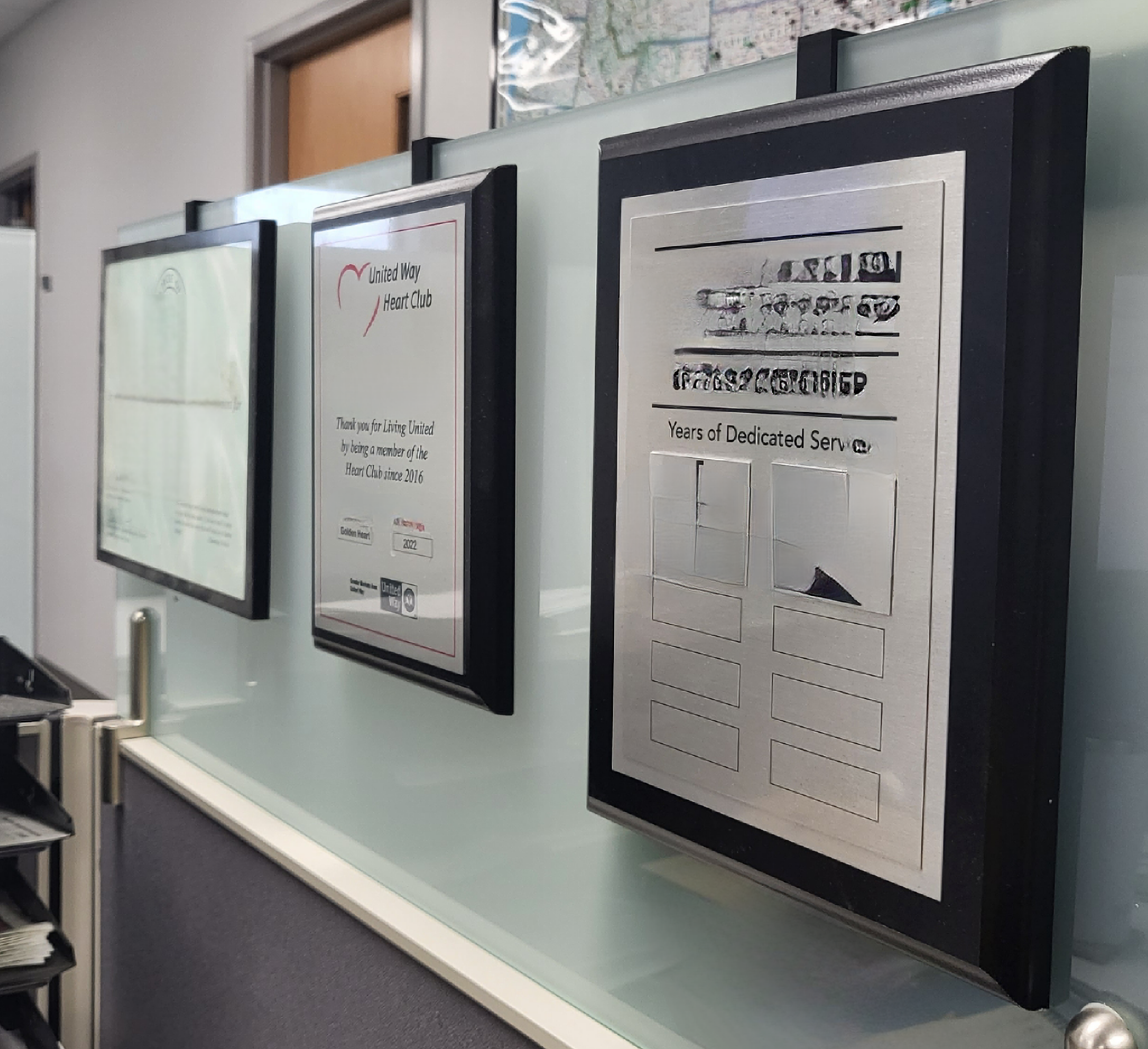 Glass Wall Top Plaque/Picture Hangers and Coat Hanger