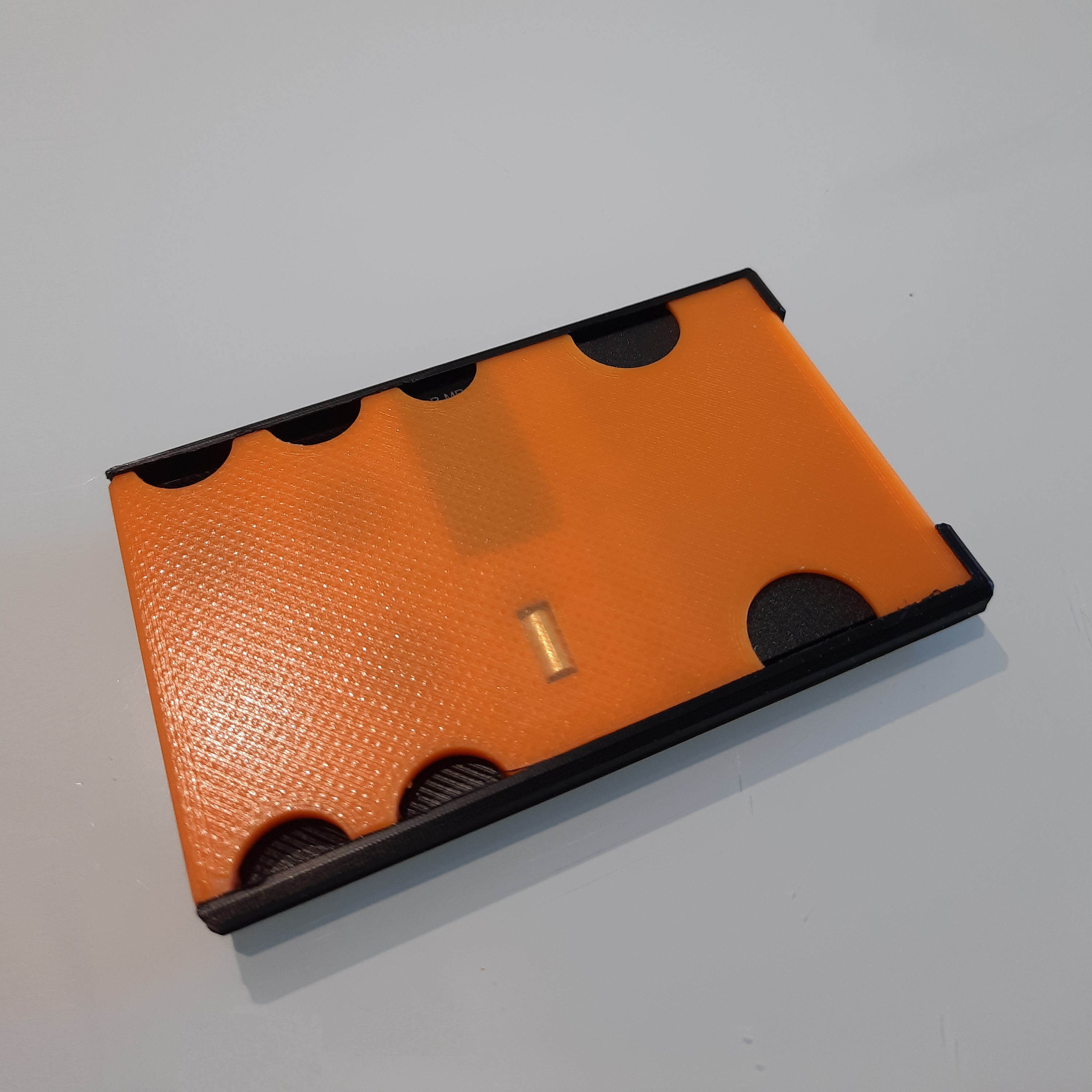Miniatura 2 do modelo 3D SD and MicroSD card case w/USB reader