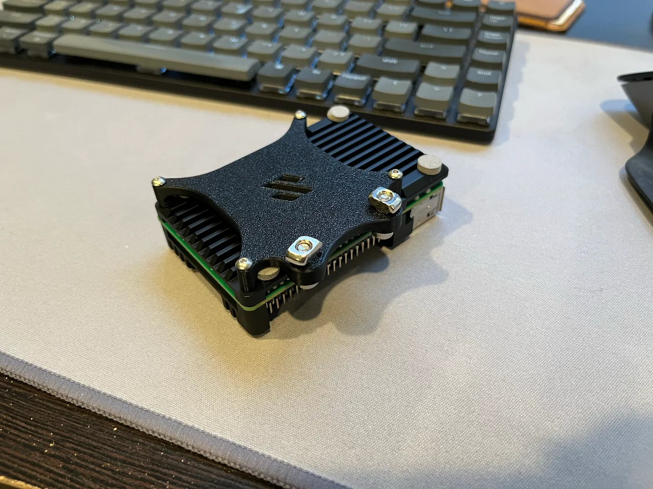 Voron Enderwire Raspberry Pi mount by cobre | Download free STL