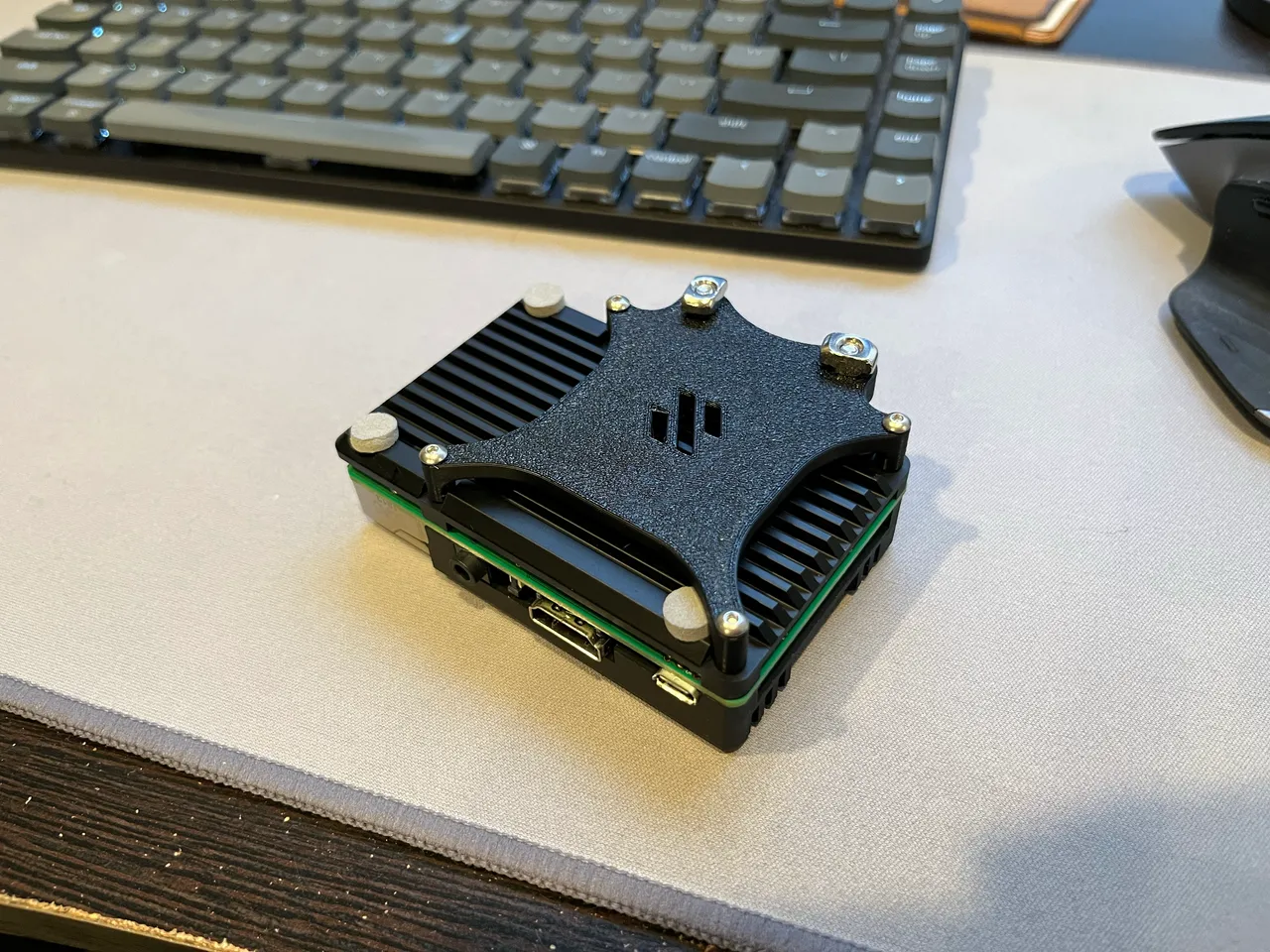Voron Enderwire Raspberry Pi mount by cobre | Download free STL