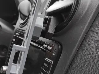 Dacia Sandero 2018 air vents phone holder by Luki.geo, Download free STL  model