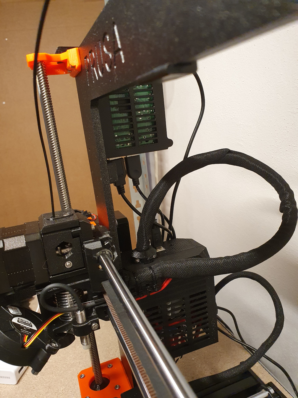 Modified Rpi3b Prusa Mk3 Mk3s Frame Mount Case By Baklin Download 