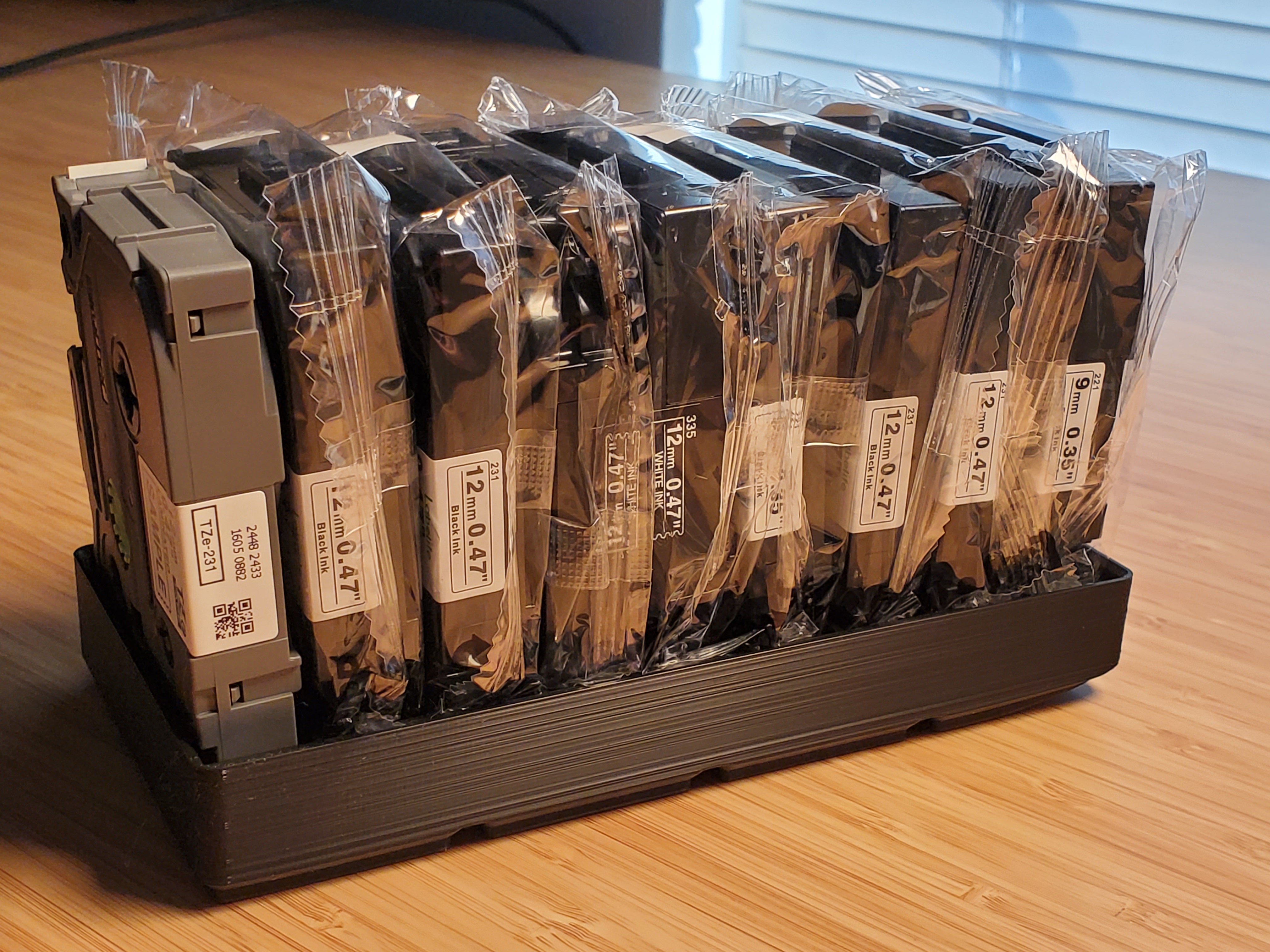 Miniatura 2 do modelo 3D Gridfinity Label Tape Bin
