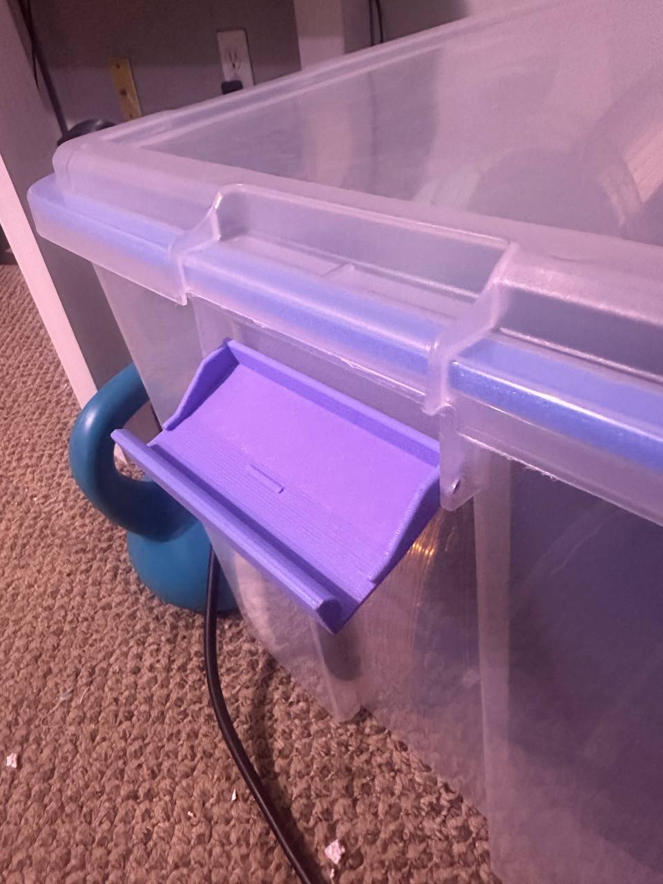 Handle for Sterilite Air Tight Box by mark roe Download free STL model