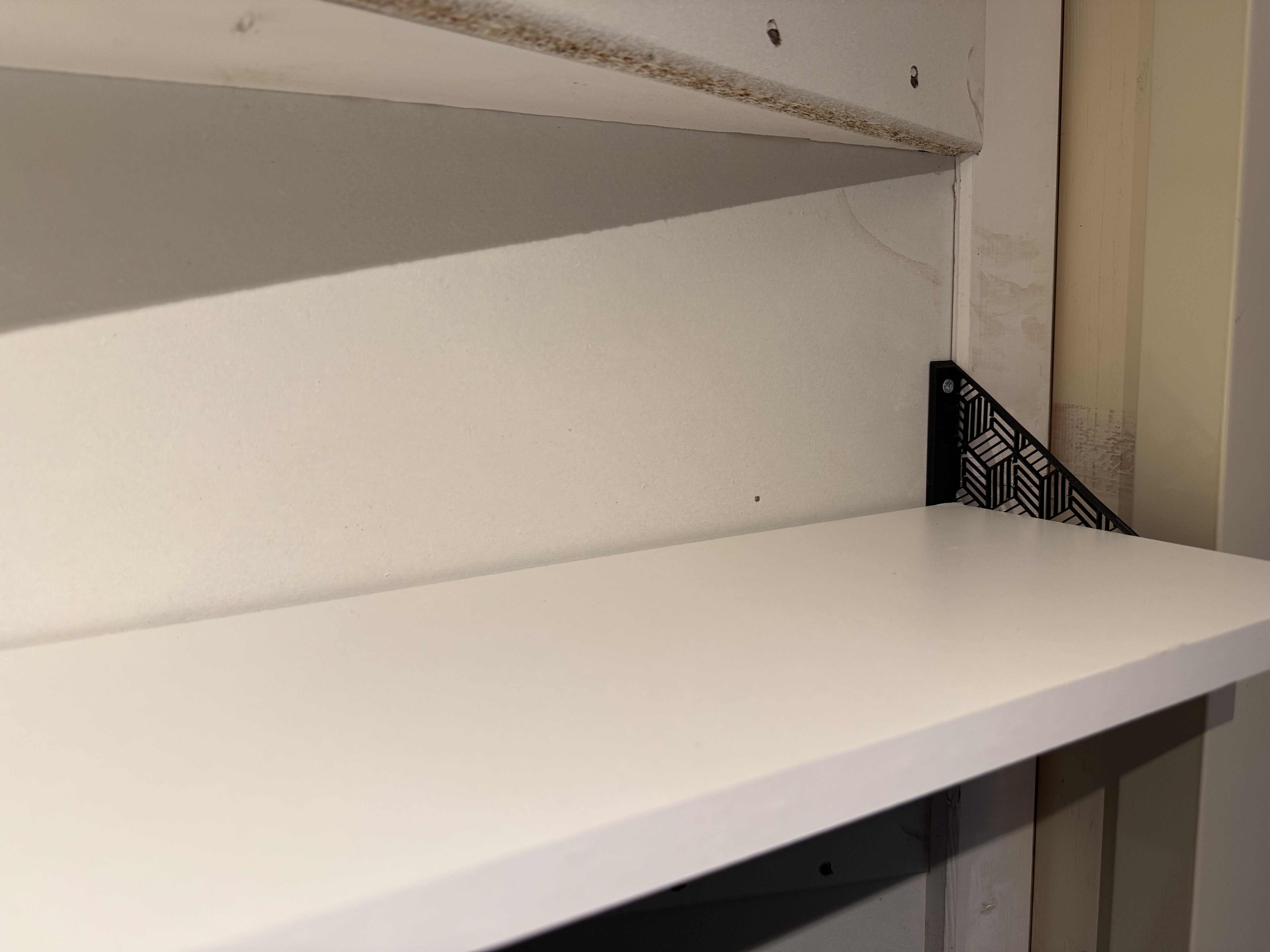 Upside Down Shelf Bracket – Decorative & Strong