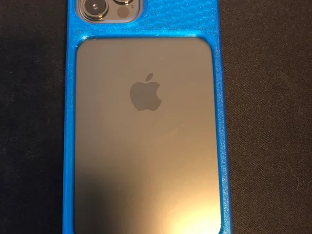 iPhone 12 (Pro) TPU Case - MagSafe compatible