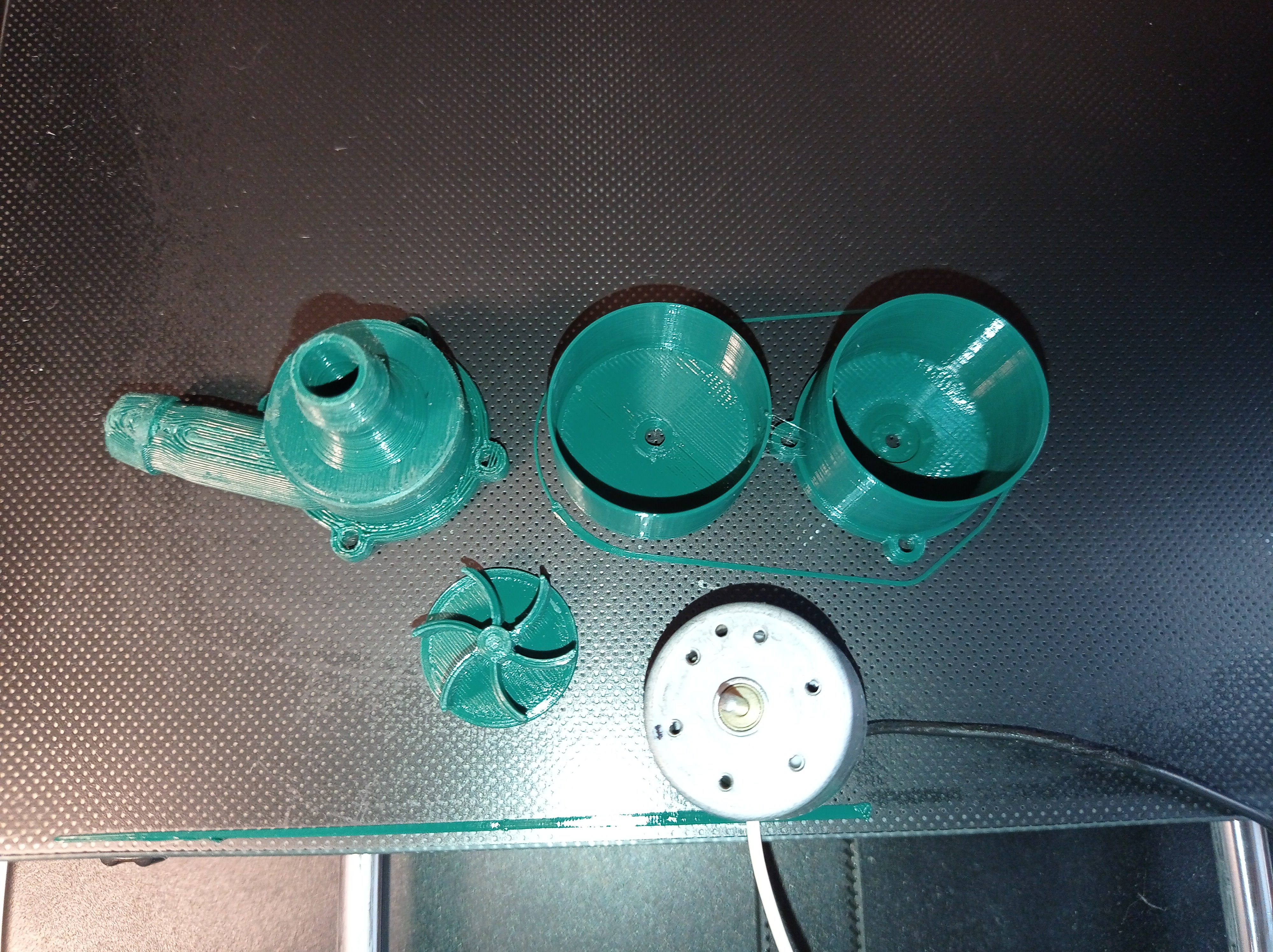 Miniatura 2 do modelo 3D Mini water pump