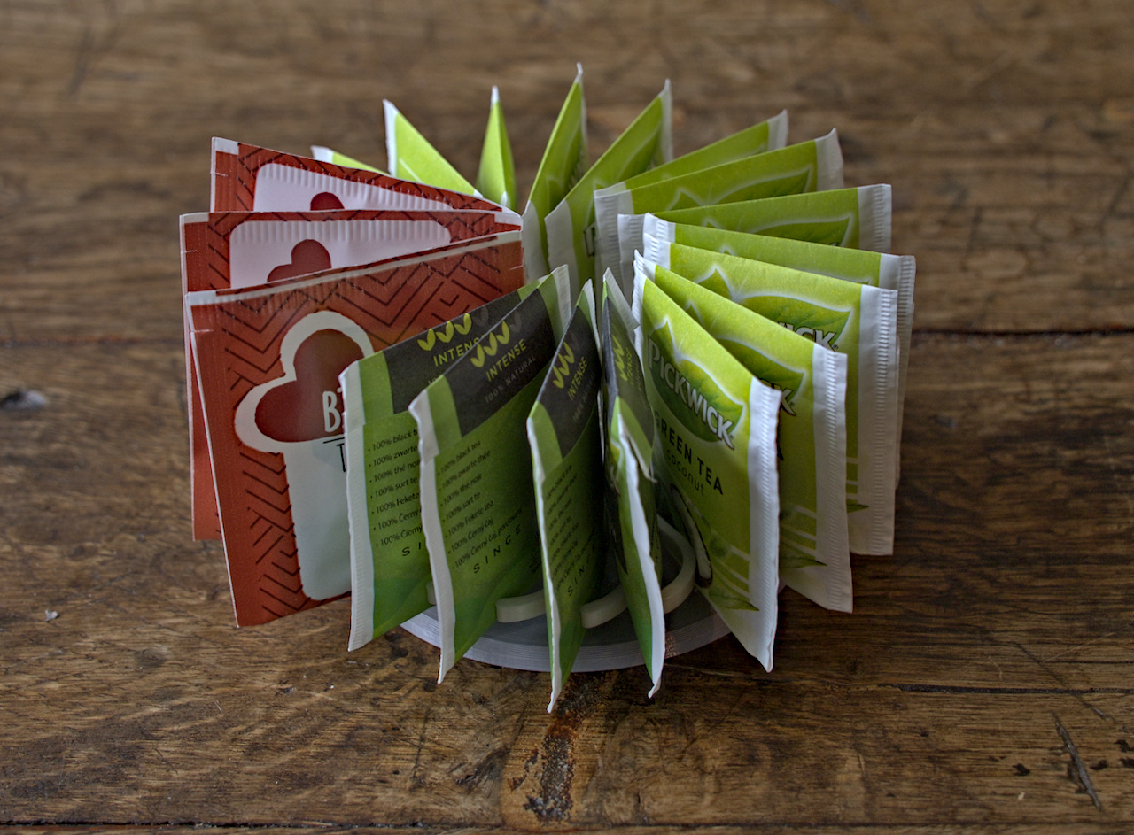 Minimalistic Teabag Carousal