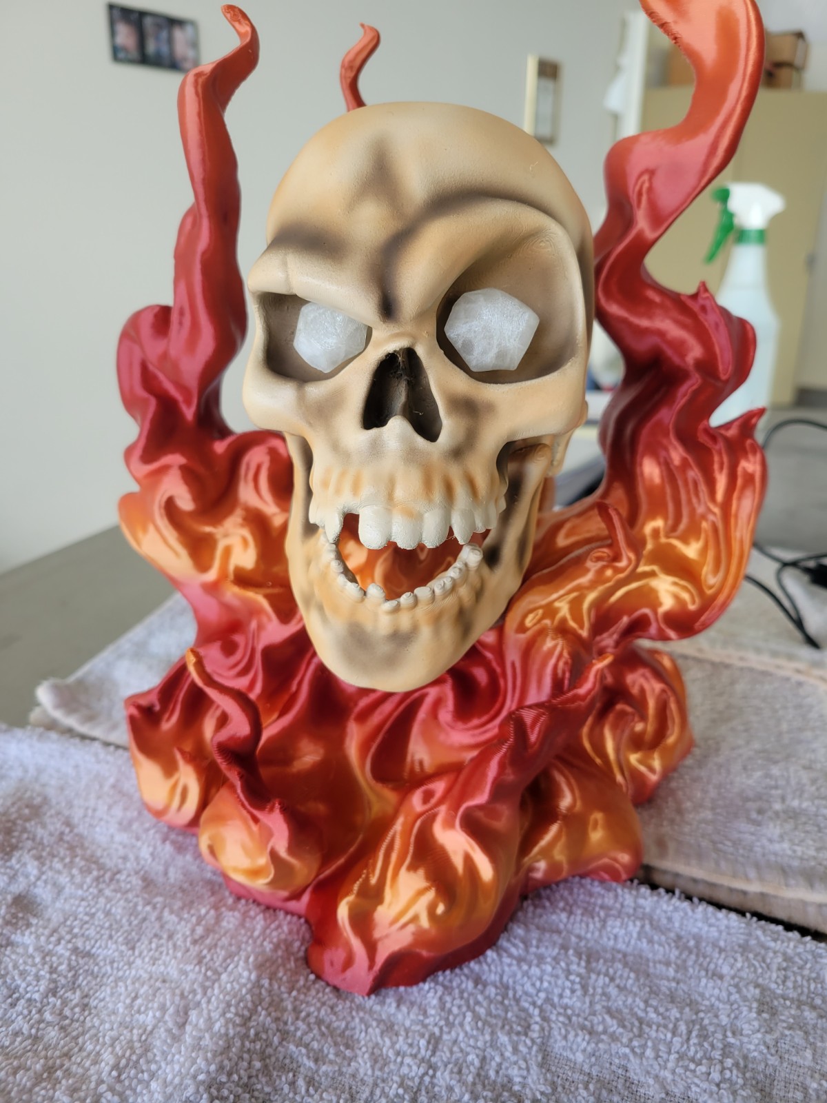 Miniatura 4 do modelo 3D Skull in Flames