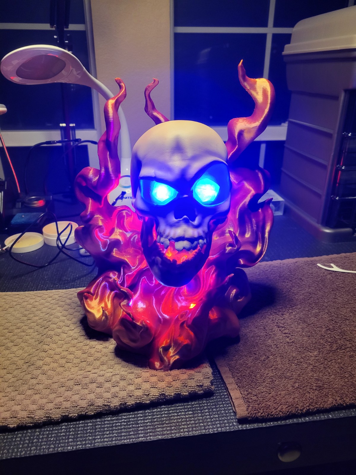 Skull in Flames by Desertpilot | Download free STL model | Printables.com
