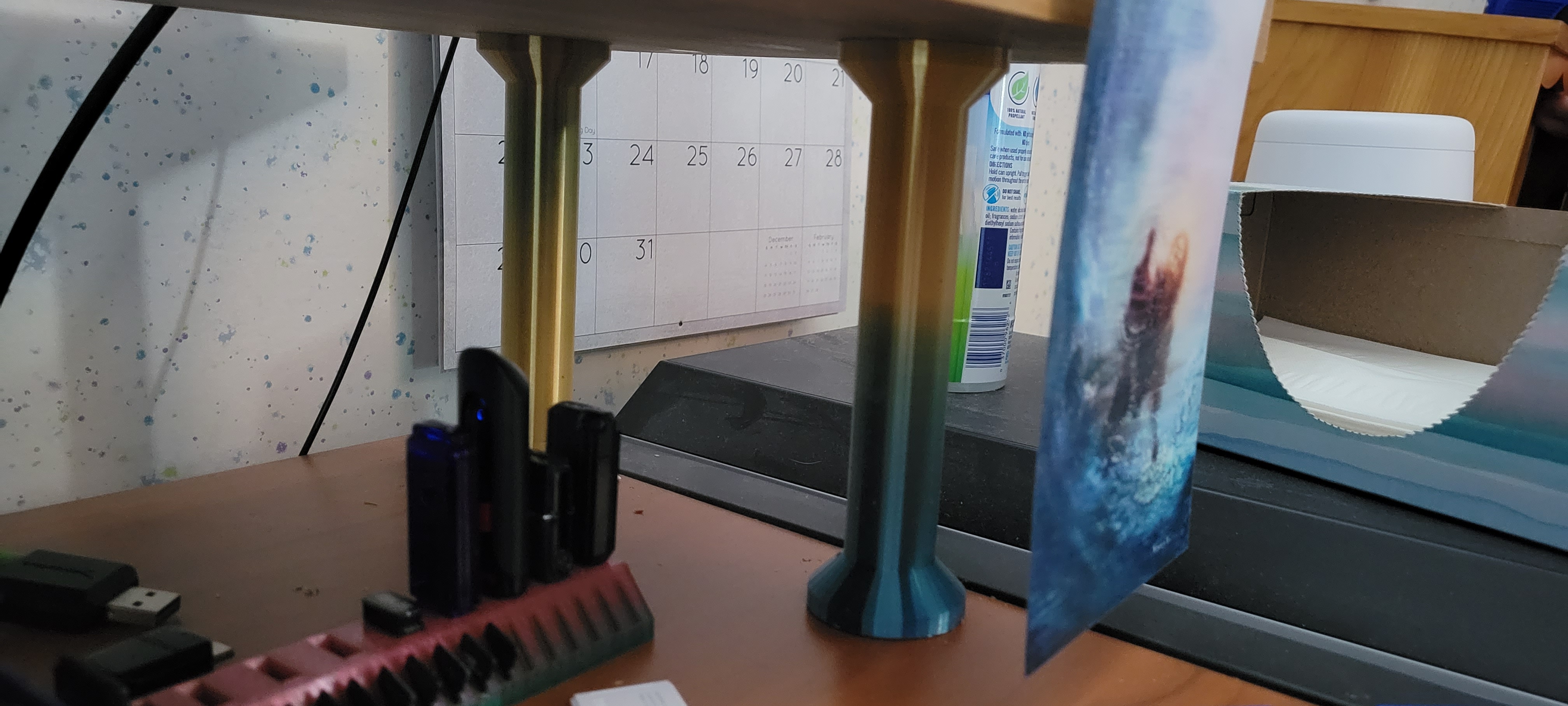 Shelf supports