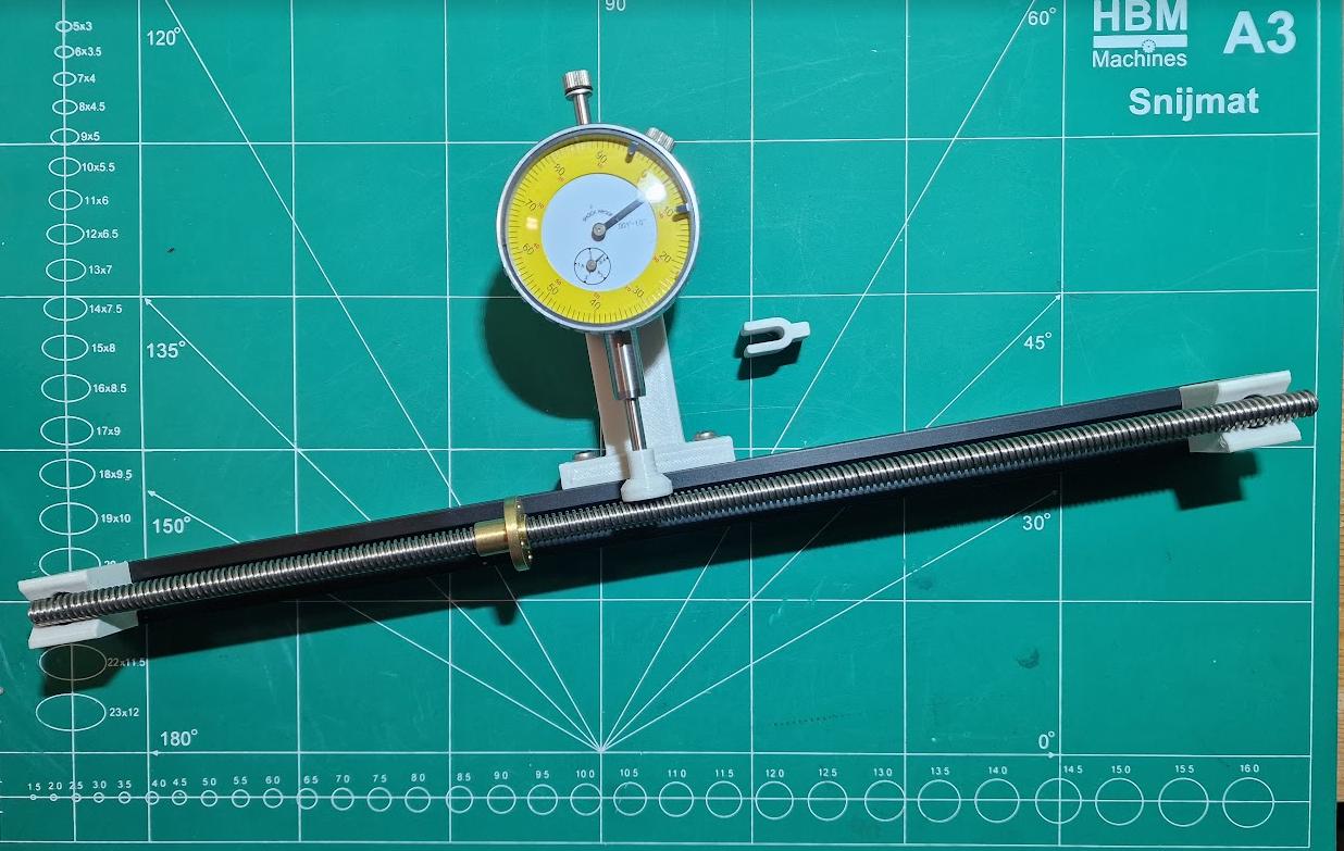 Lead Screw (anti wobble) straightener tool by Hans Download free STL