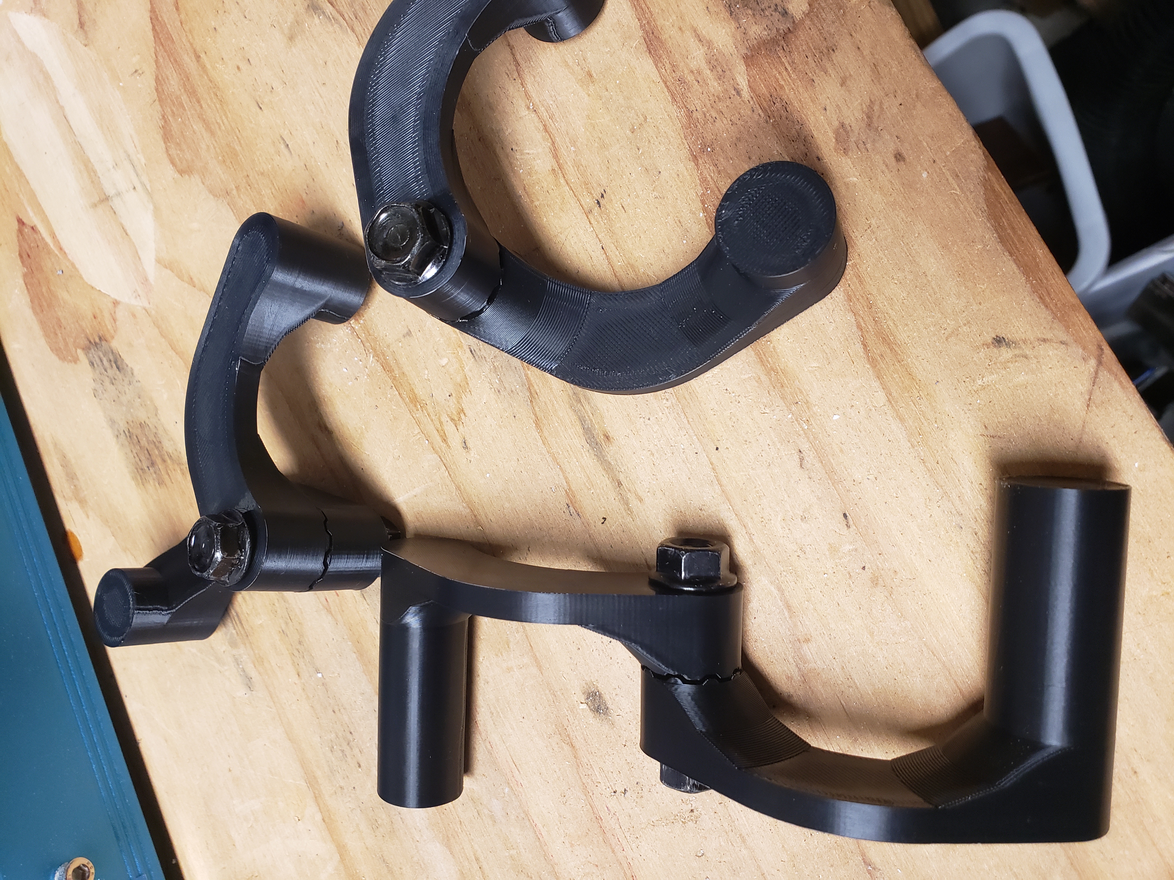 Miniatura 2 do modelo 3D Adjustable Branch Bender