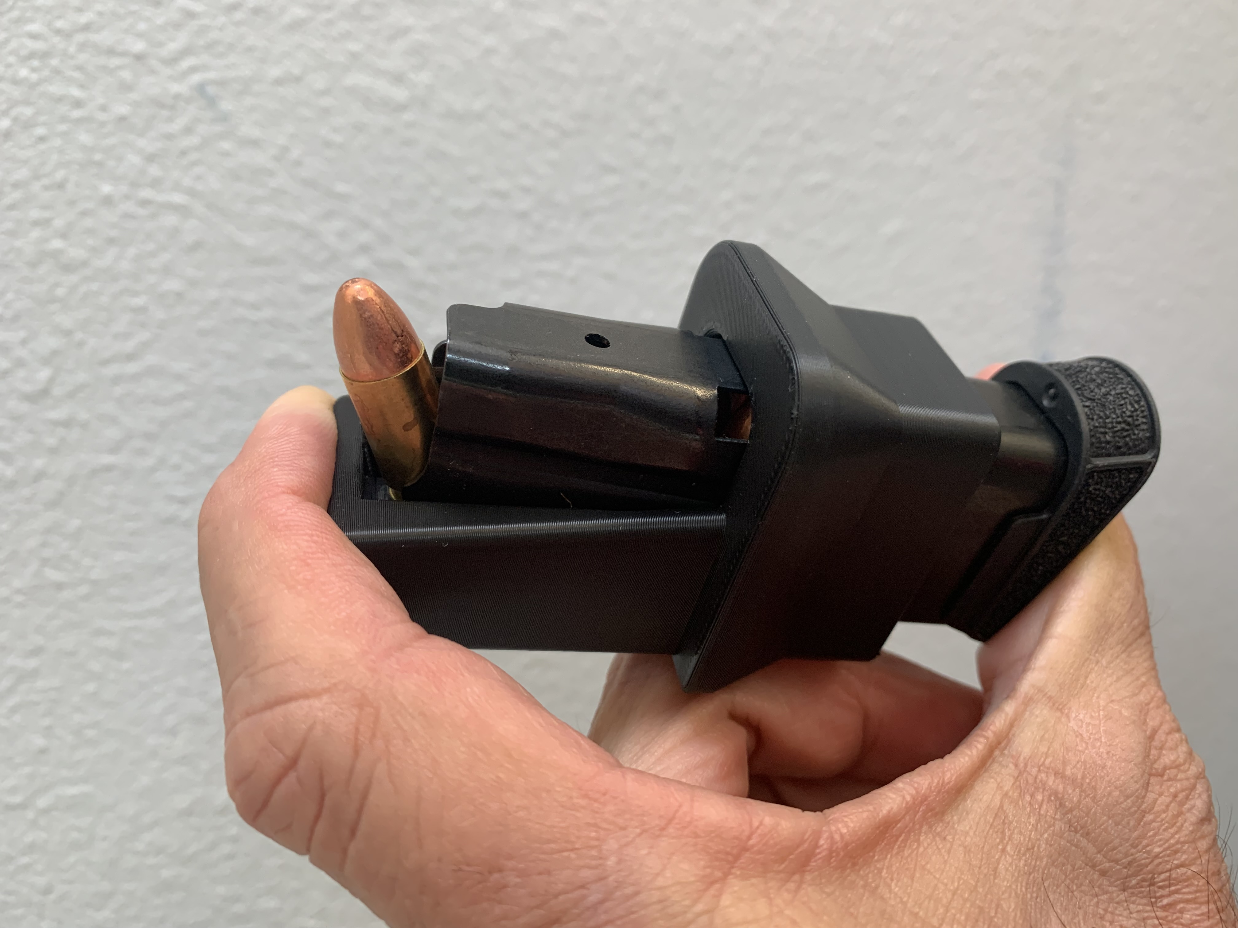 Miniatura 4 do modelo 3D 9mm Mag Speed Loader