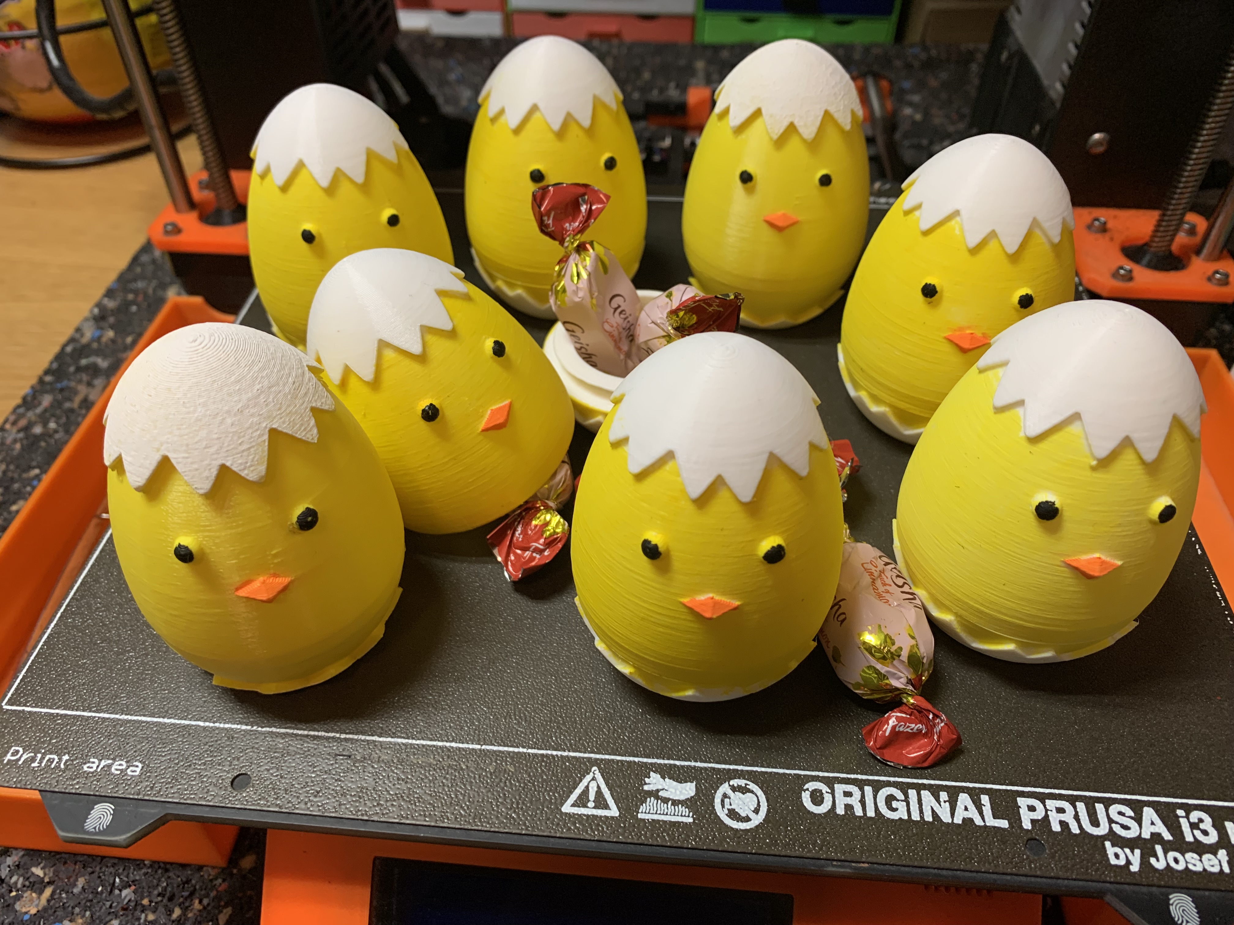 Miniatura 2 do modelo 3D Easter Chick