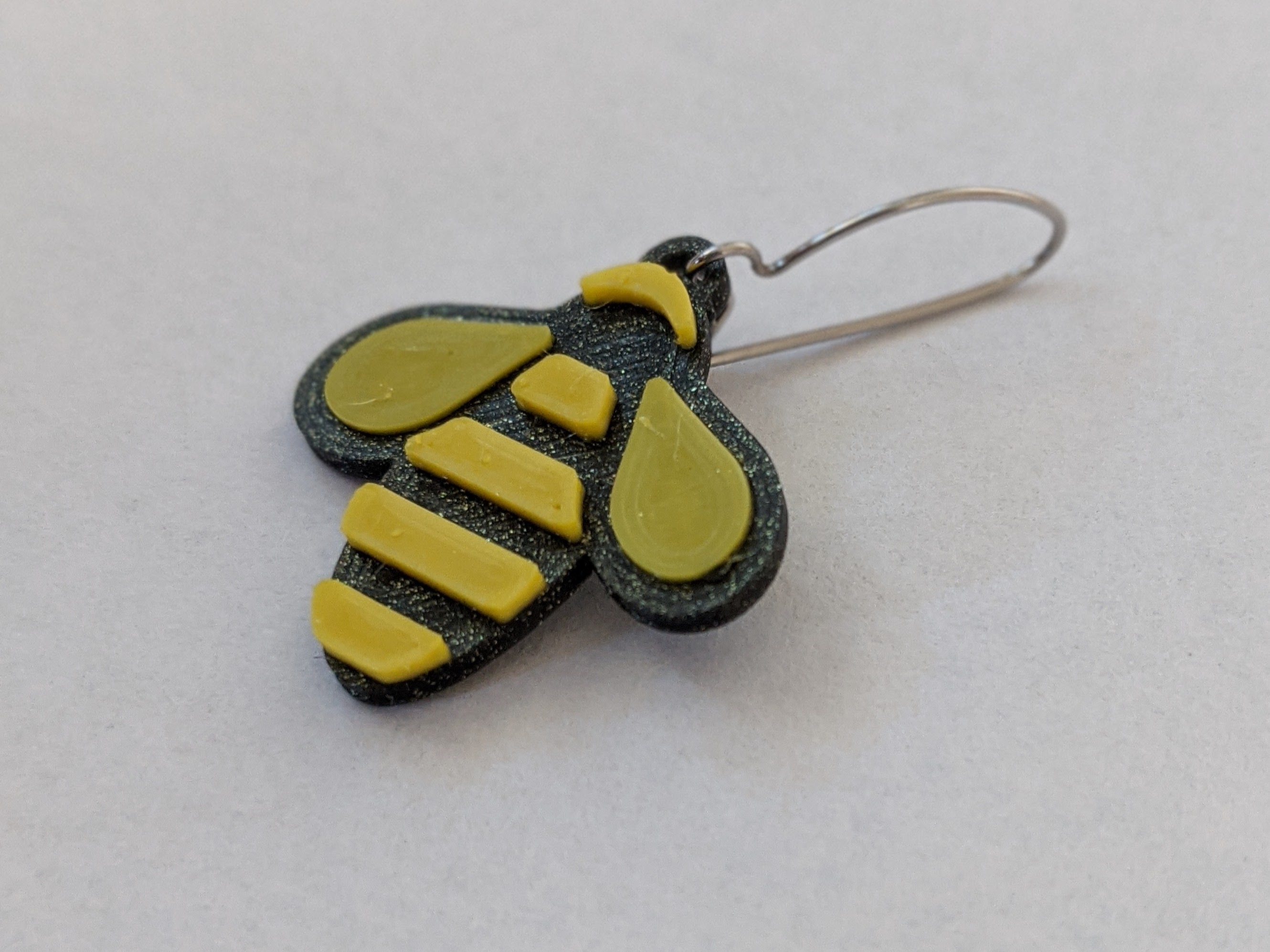 Miniatura 2 do modelo 3D Bee Earrings