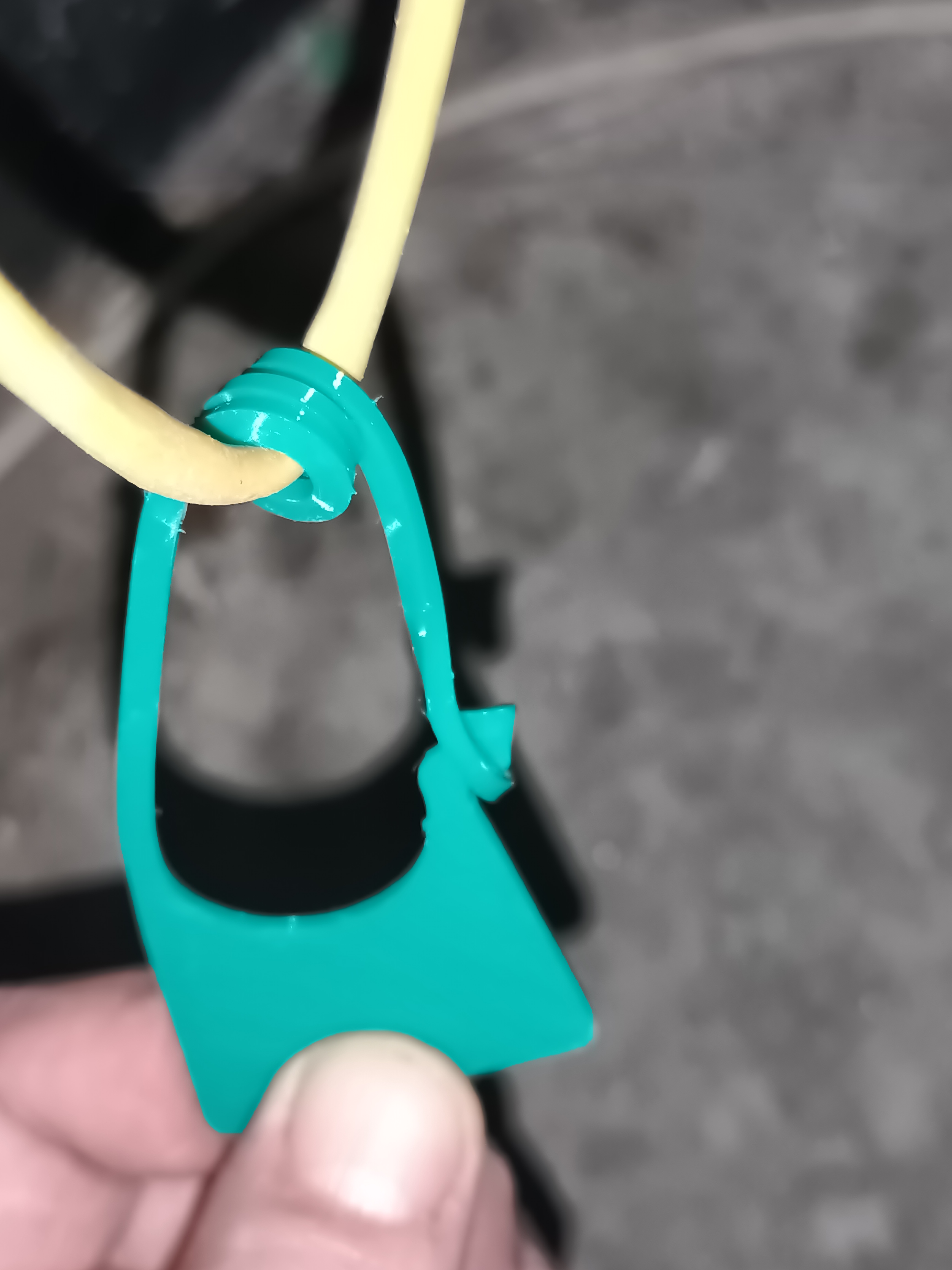 spiral wire tag with a lock