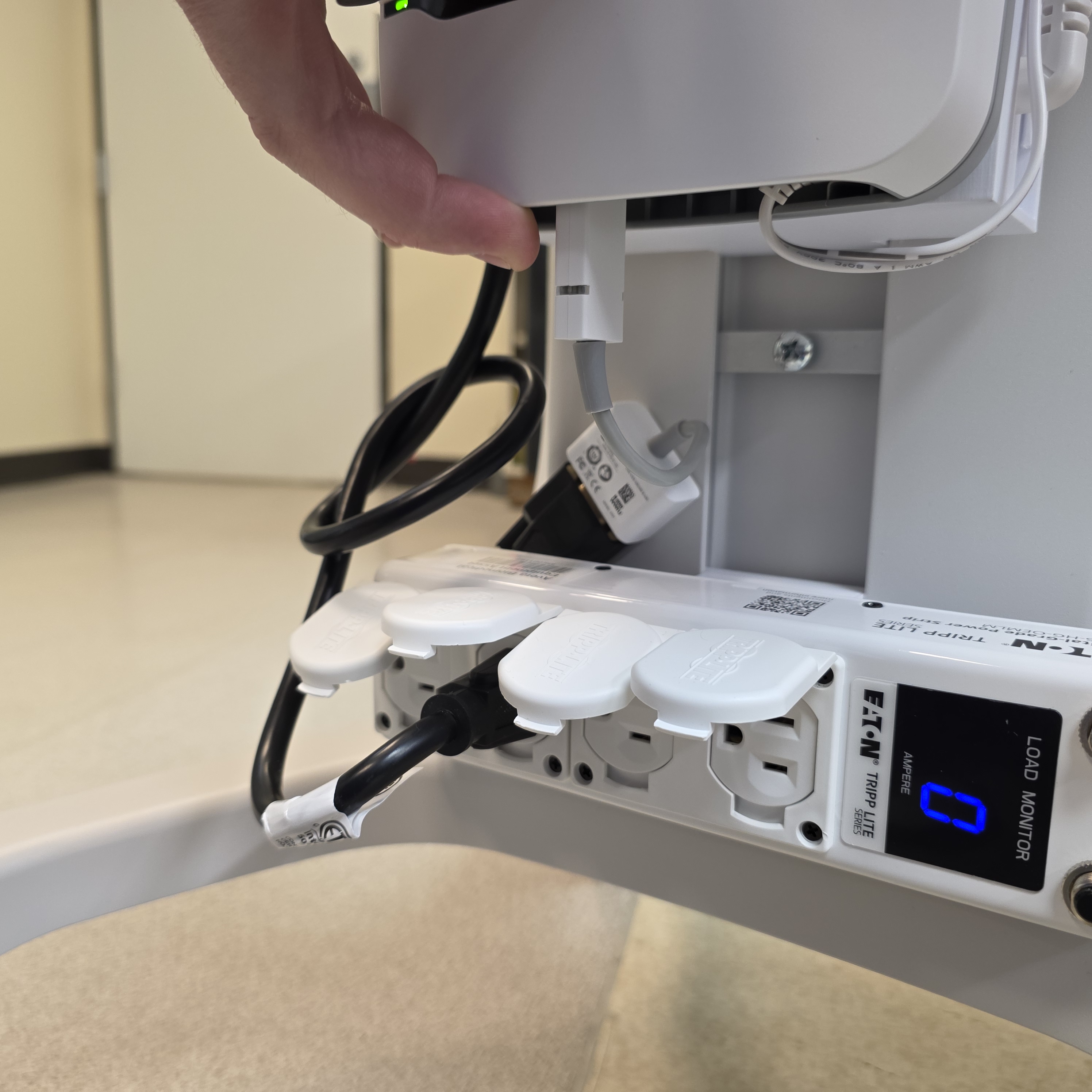 GCX mount for Eaton Power Strip