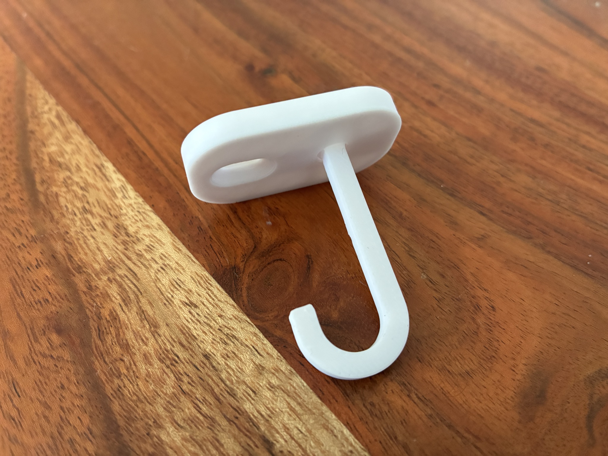 Ceiling Hook for Lamps & Stuff – 30–70 mm [No Glue; No Supports; Only 5 g]