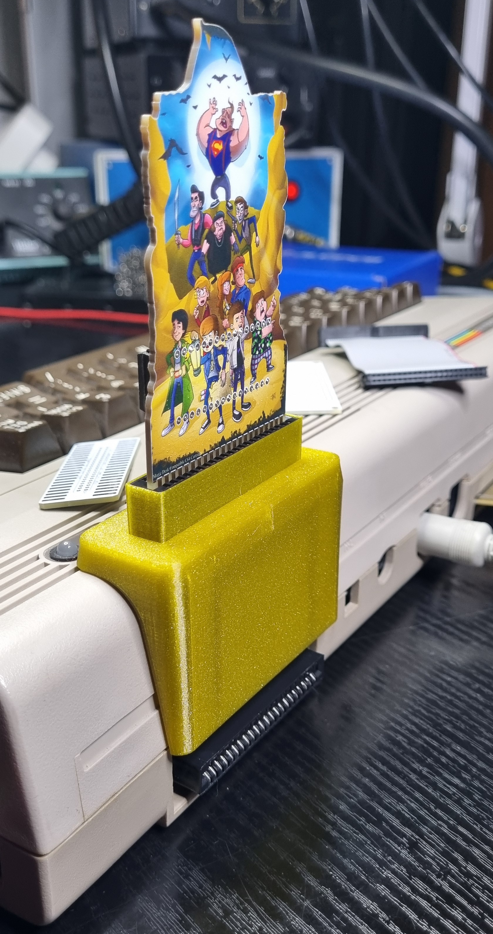 Gamesystem mod for Commodore 64 including buttons — miniatura 2