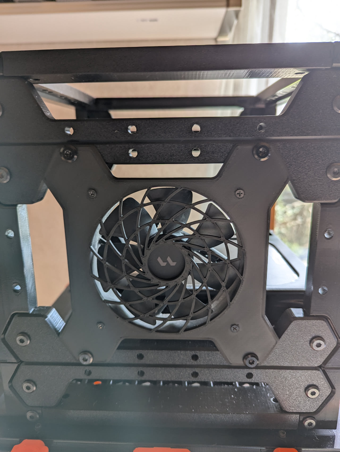 Skeleten 10" Server Rack - Noctua 120mm Fan Grill