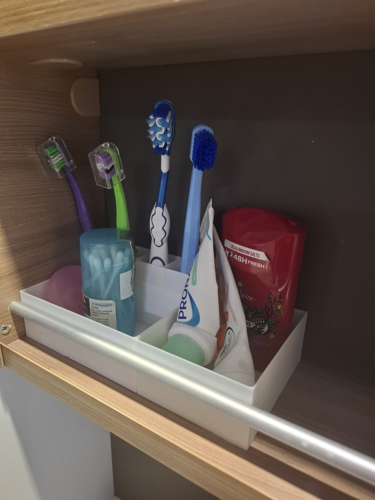 TOOTHBRUSH STAND ACCESSORY