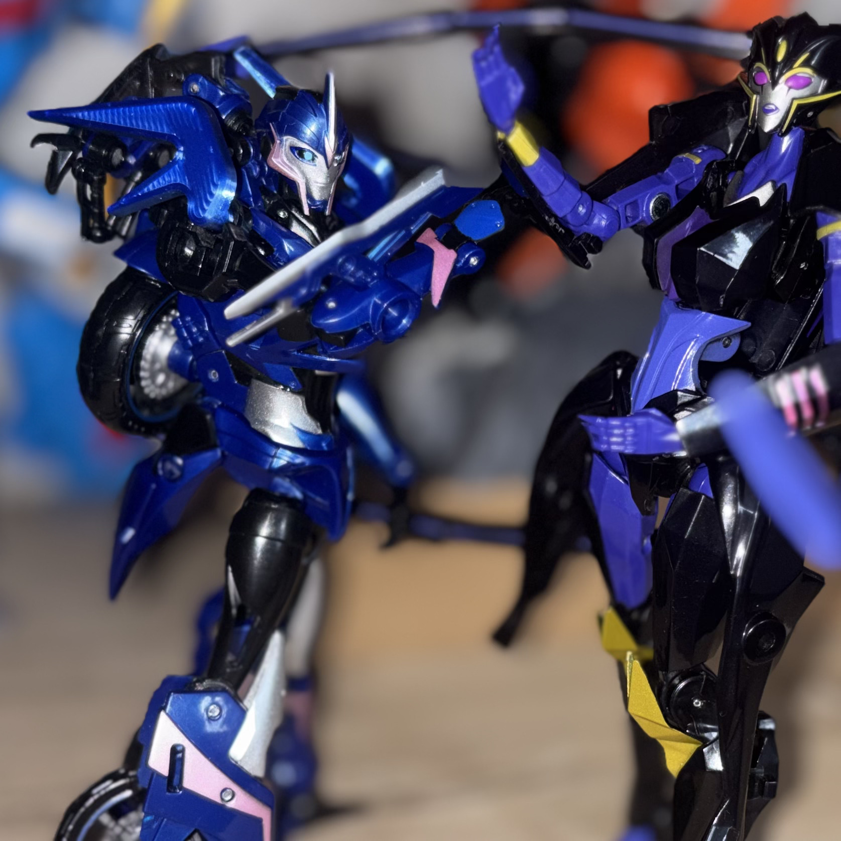 Accurate Back Wings For APC Arcee (Transformers Prime Figure)