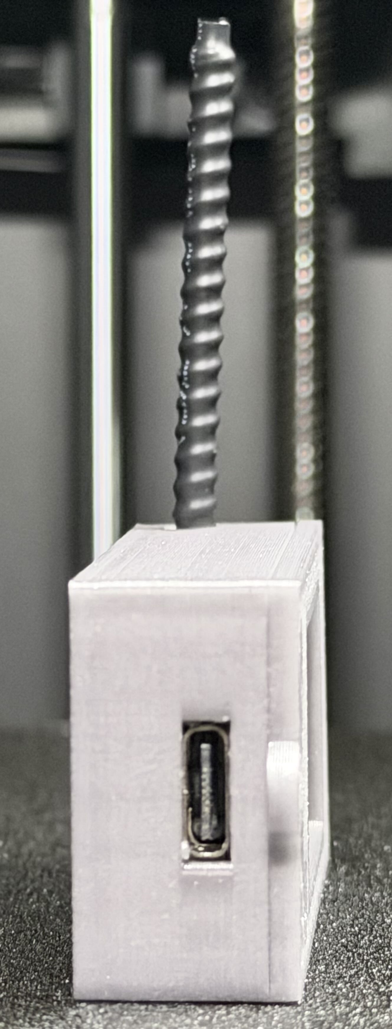 Miniatura 2 do modelo 3D Basic Heltec v4 Case