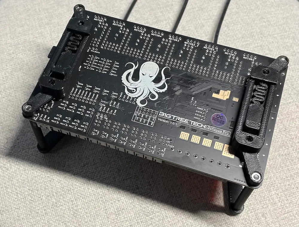 Octopus Pro Mount for DIN Rail Bracket & Fan Mount by mmuellerphoto ...