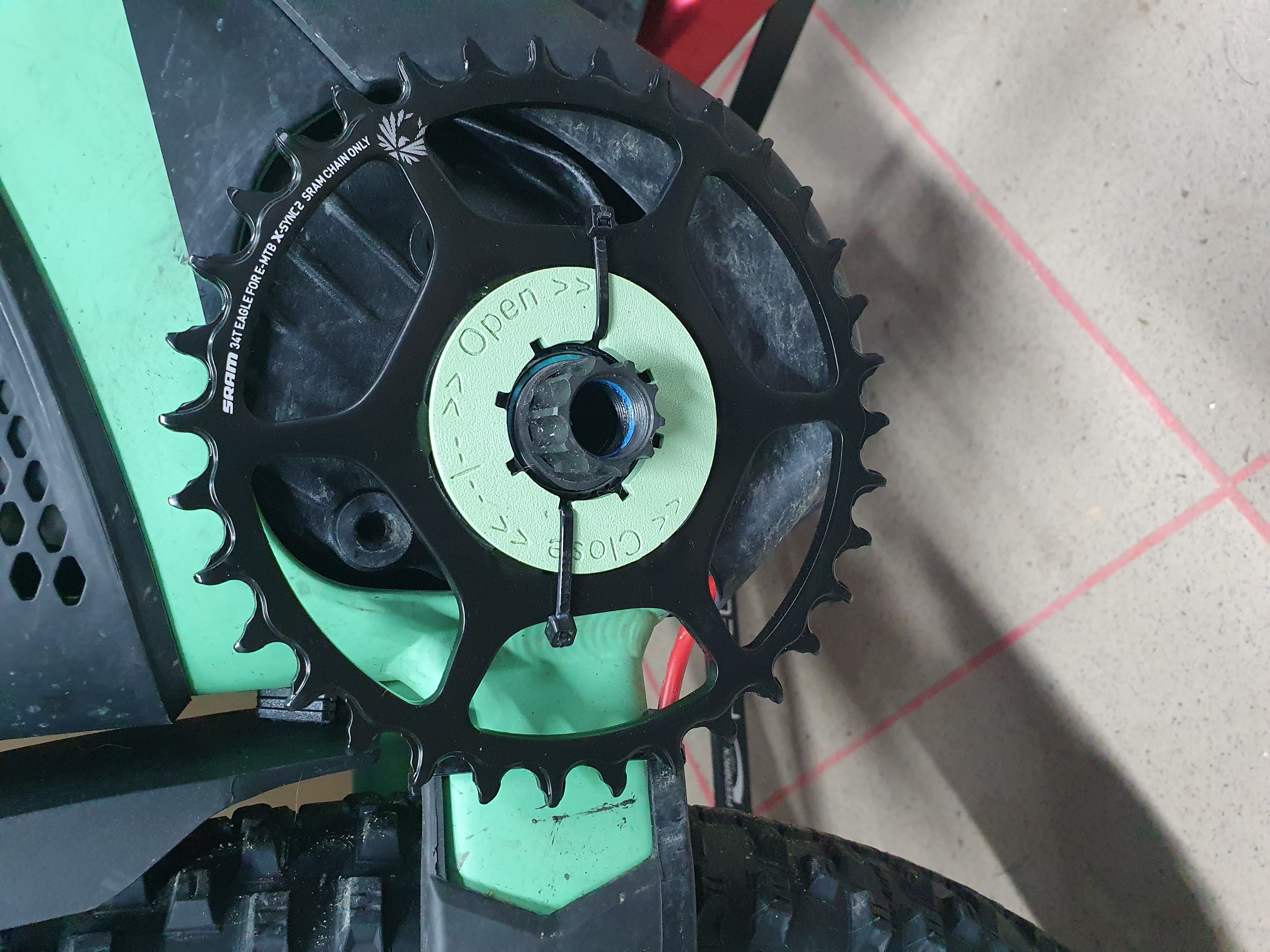 "Safety" for Bosch GEN4 lockring nut