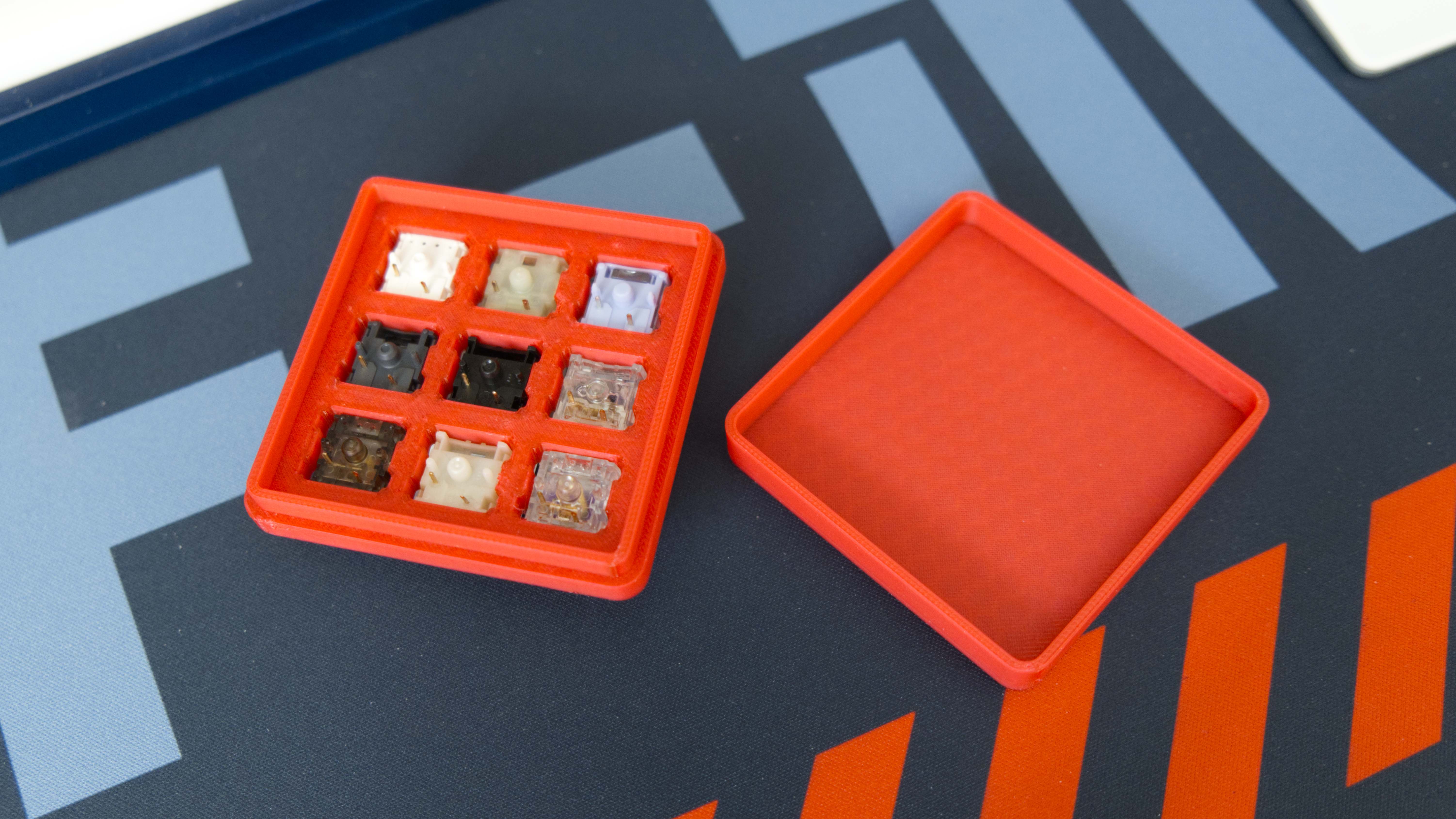 Miniatura 2 do modelo 3D 3x3 Small Switch Tester Box